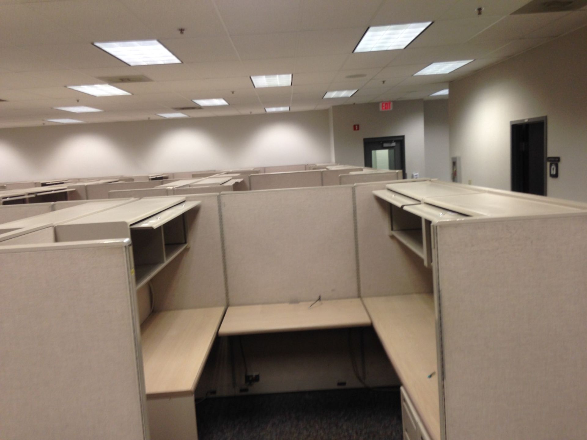 LOT OF OFFICE CUBICLES AS PER DRAWING. 3 OFFICES - Image 2 of 6