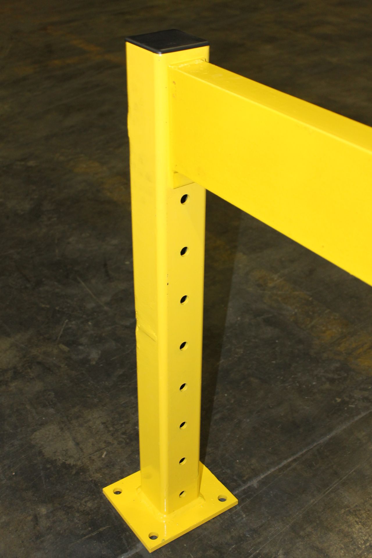 48.75 FT LONG AND 28" TALL GUARD RAIL,  OVERALL SIZE OF ONE SECTION: 100"W X 5"T X 2"D, INCLUDES: - Image 3 of 4