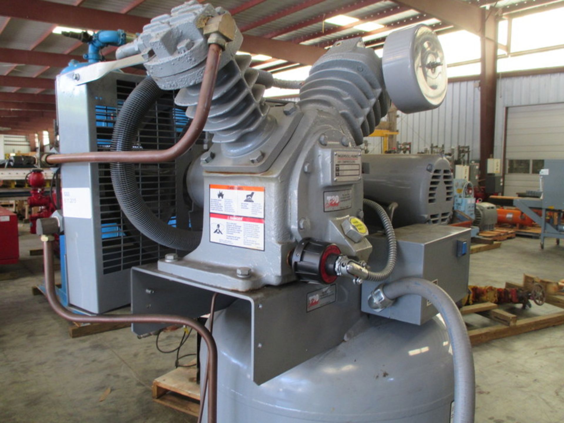 Ingersol Rand T30 Reciprocating Air Compressor - Image 4 of 4