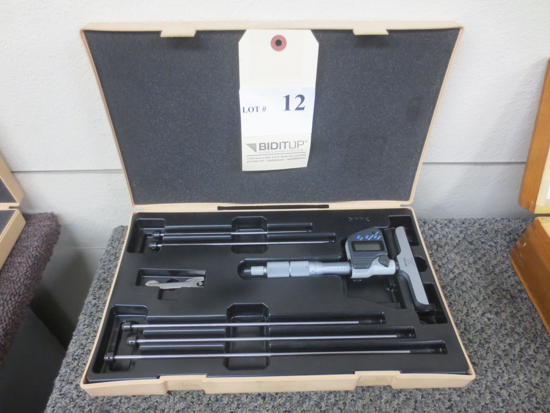 Mitutoyo Micrometer With Digital Readout, 0 -6'' Depth, And Case