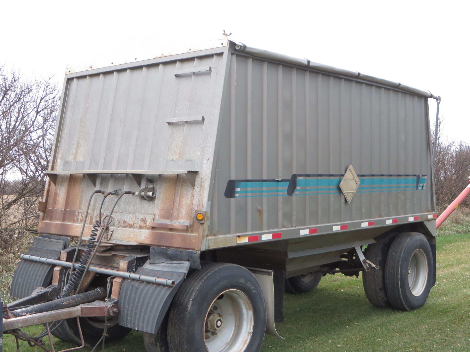 1986 Lode King two single axles  16 Ft pup hopper trailer, fresh safety