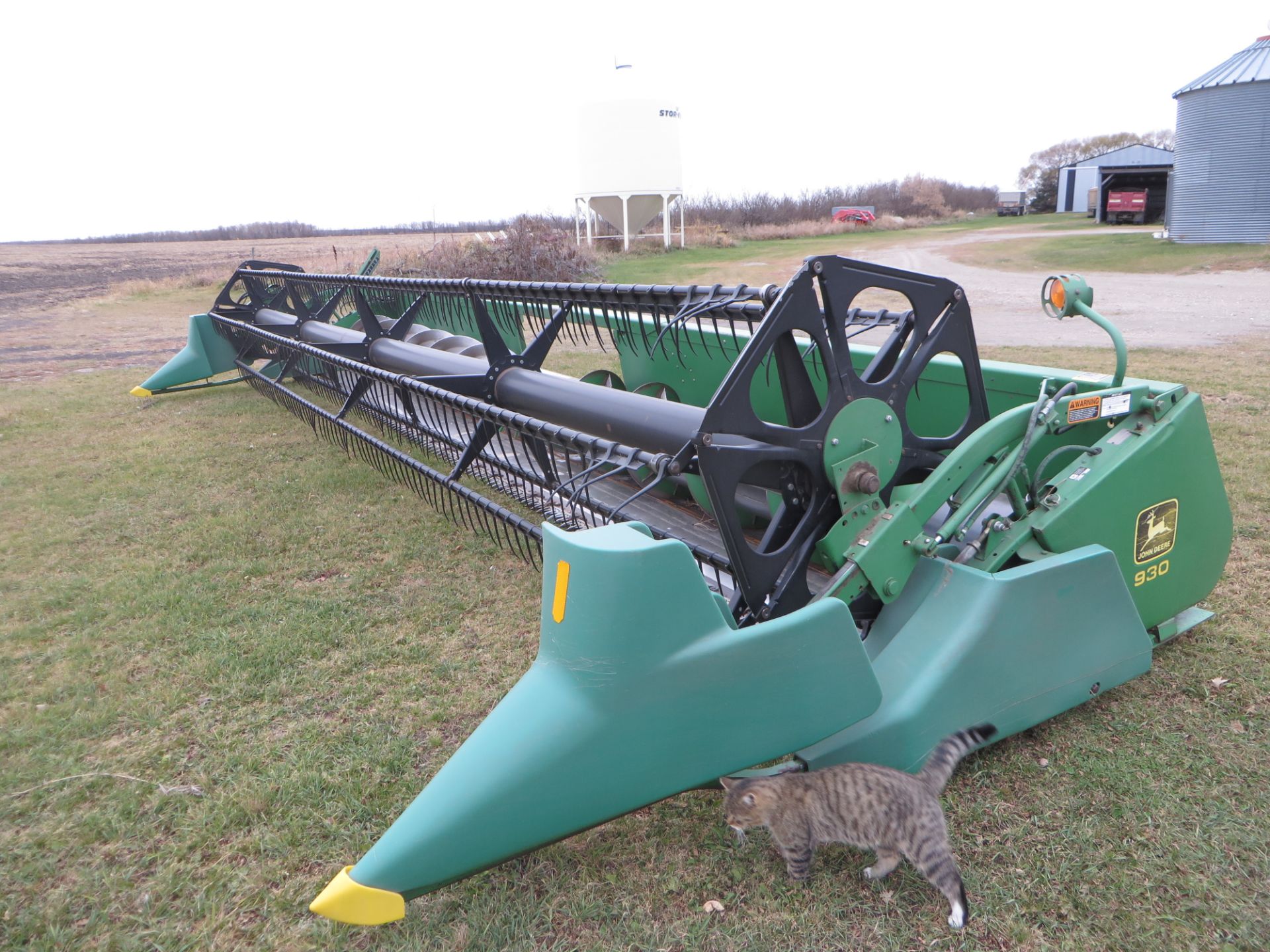 1995 John Deere  930 flex  head.300 acres on  new knife and poly - Image 3 of 4