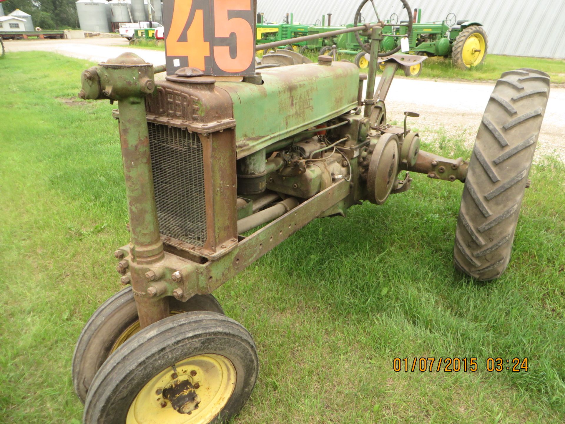 John Deere Model B Unstyled SN# 42795