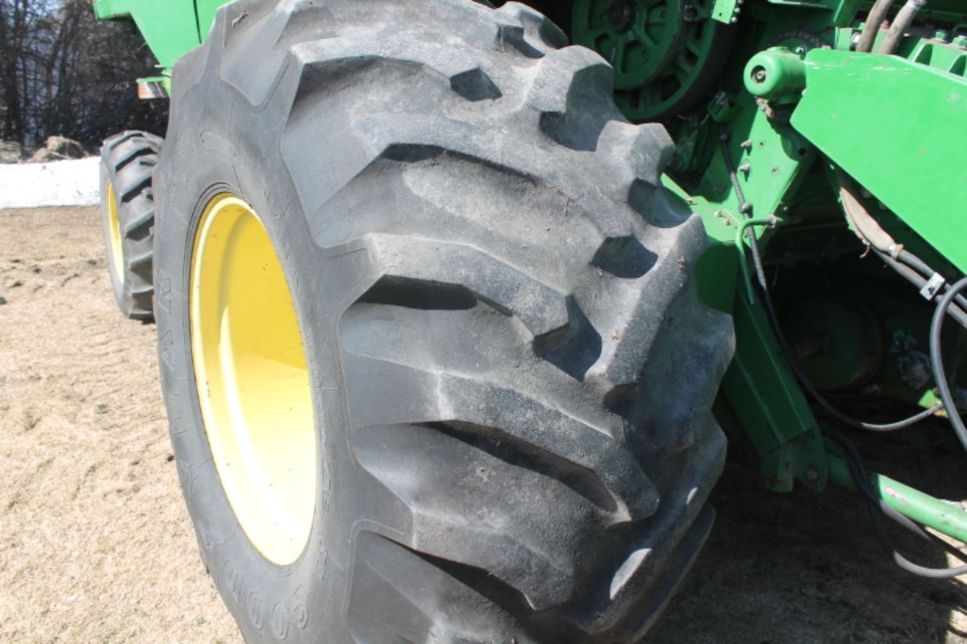 JD 7 belt pu, SC, CS, long auger,  SN X637372 *25% Down, balance due on or before Aug 1st 2015** - Image 4 of 8