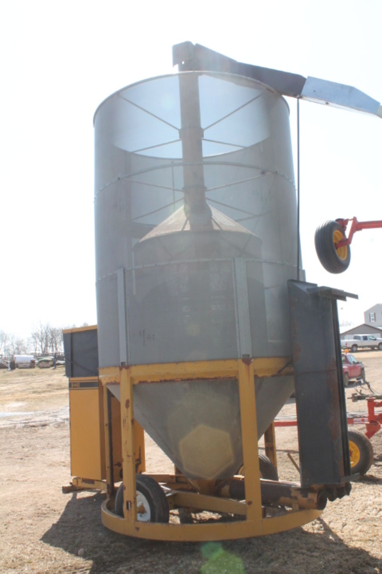 Grain Vault 2200bu - Image 5 of 5