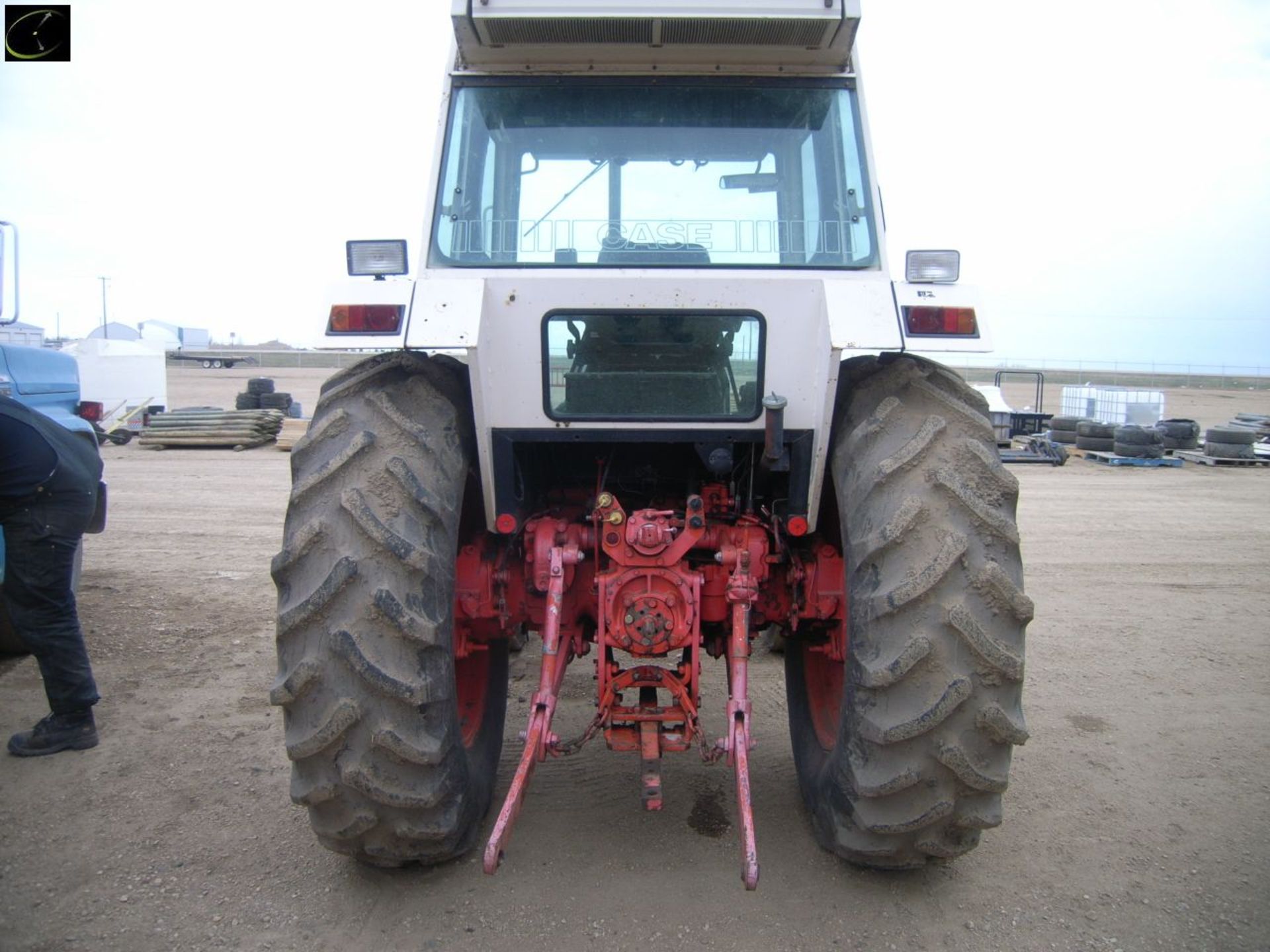 1981 CASE 1490 TRACTOR - Image 5 of 6