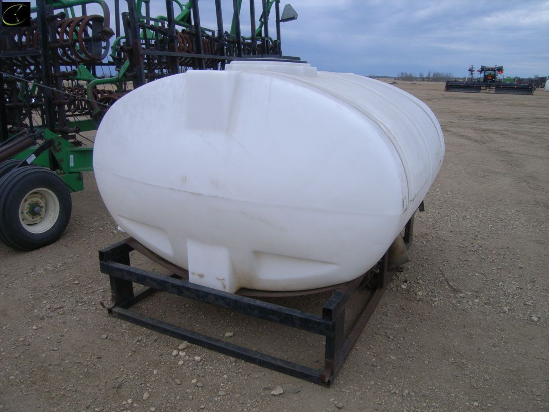 1000 GALLON TANK - Image 2 of 2