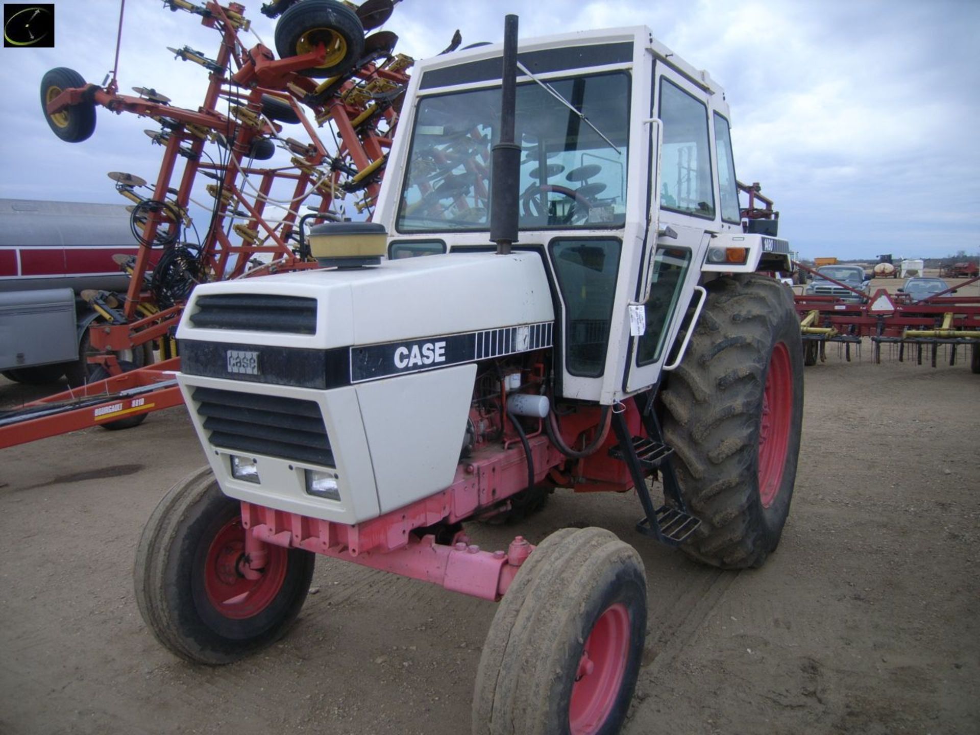 1981 CASE 1490 TRACTOR