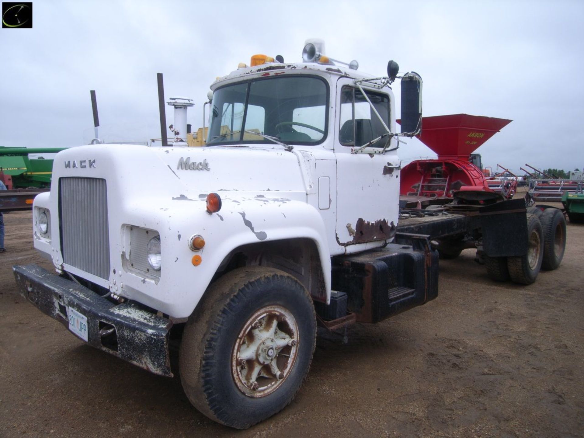 1971 Mack R685ST Hwy truck SN R685ST28738