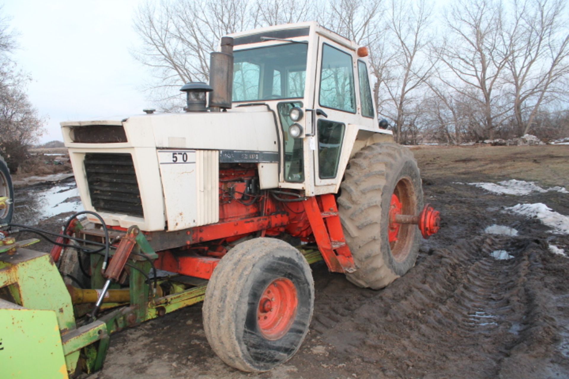 1978 Case 1570, 2 hyds, PTO, 20.8x38 good tires, PS trans.,  showing 6569hrs, SN 8819944 NOTE - Image 2 of 10