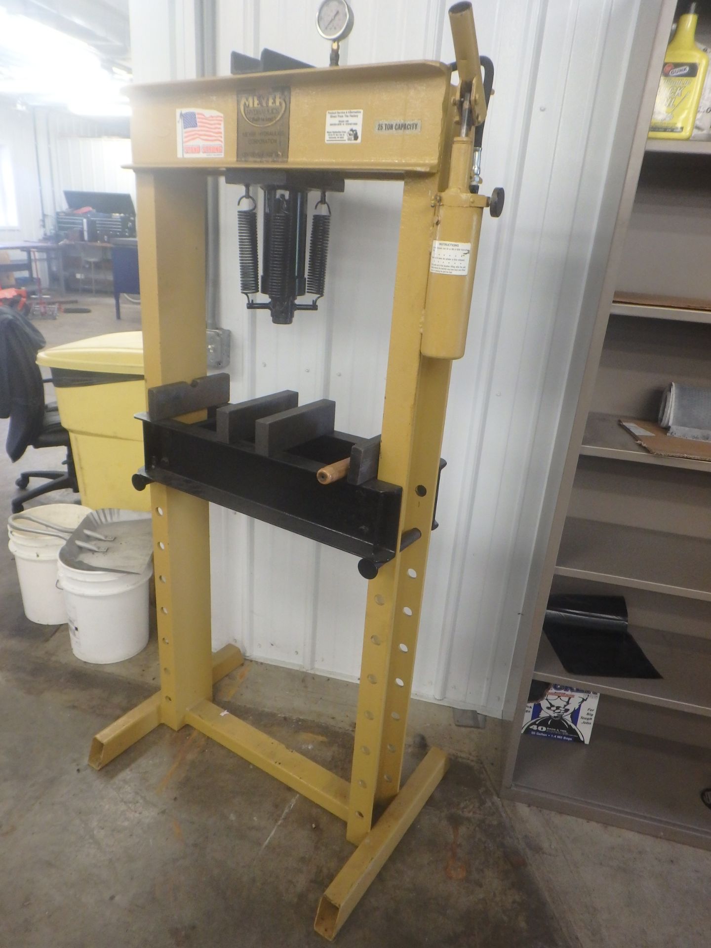 25 Ton Meyer Hydraulic Press