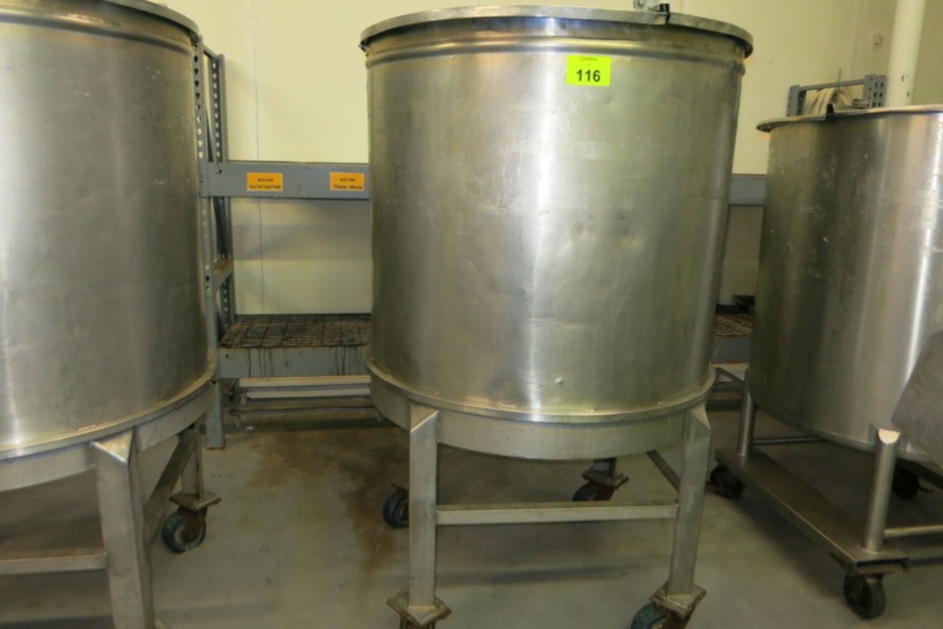 Tank, stainless, 40" straight side, 40" diam., dish bottom, 20" legs with cover