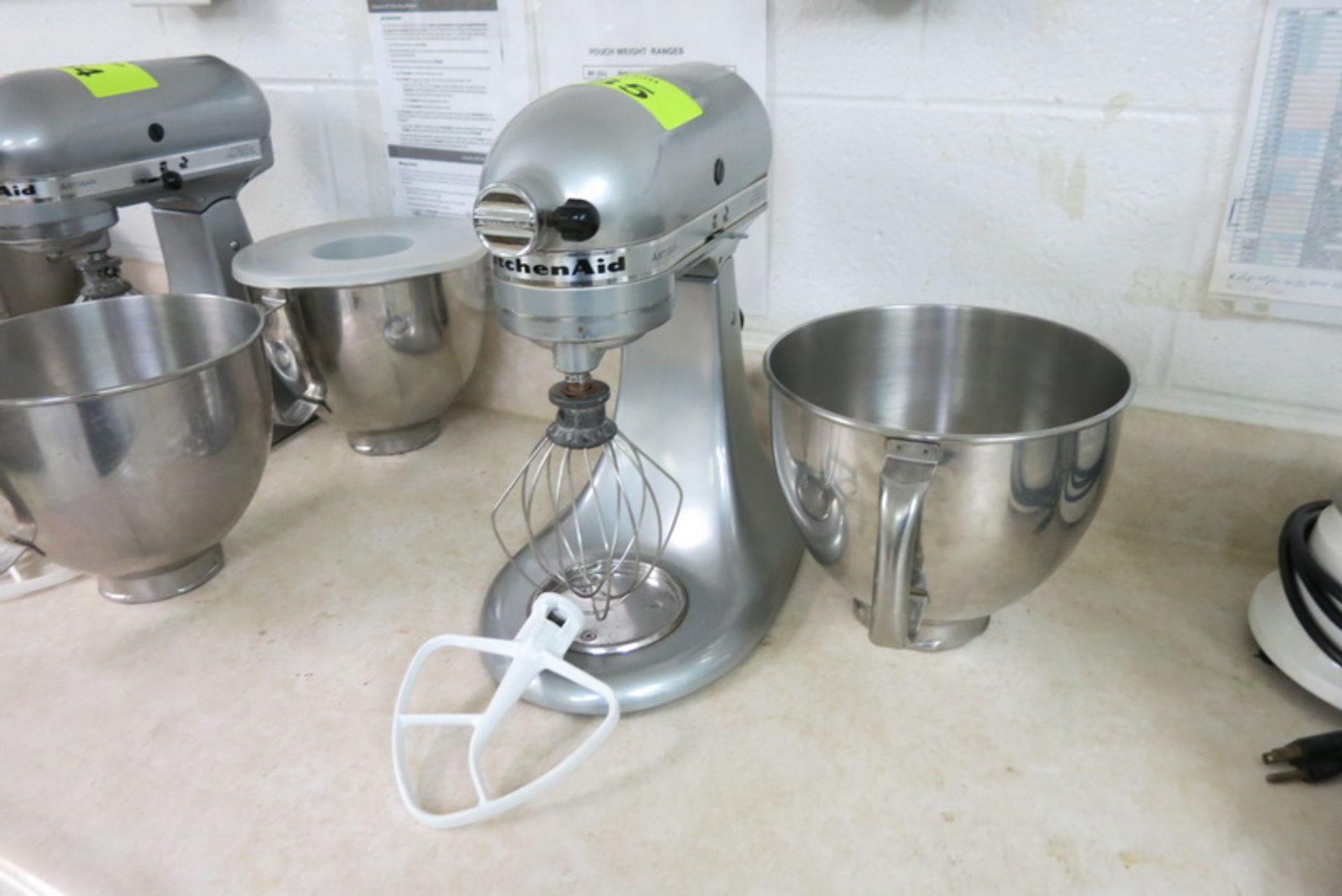 Kitchen Aid mixer, with (1) bowl, (1) whisk, (1) paddle