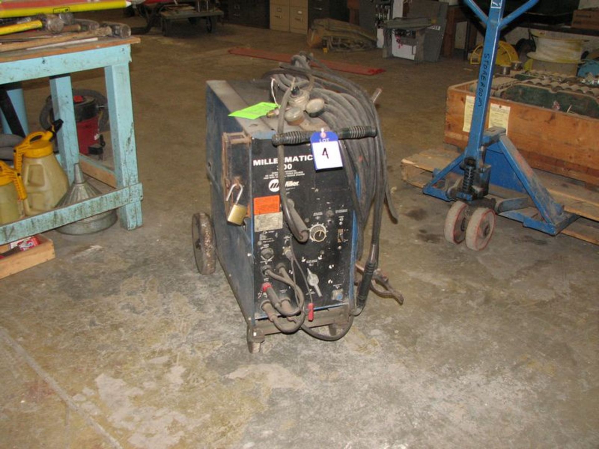 Miller DC welder, portable, M/N 200, S/N JJ331909