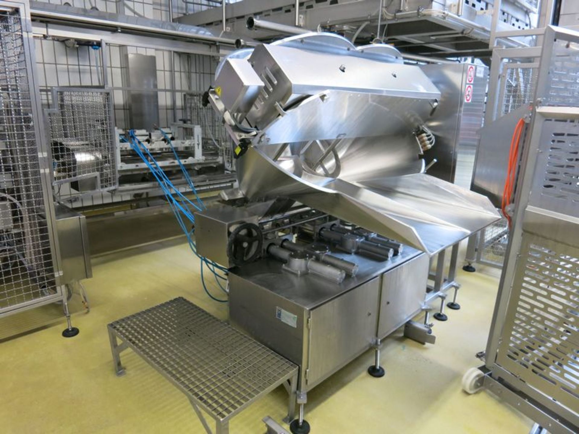 Mondini cup/pot filling & sealing line, with singulator alignment assembly, (2) particle & sauce - Image 2 of 22
