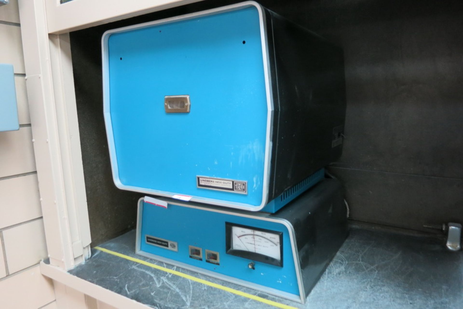 Lindberg lab furnace, model 51442, s/n 6807