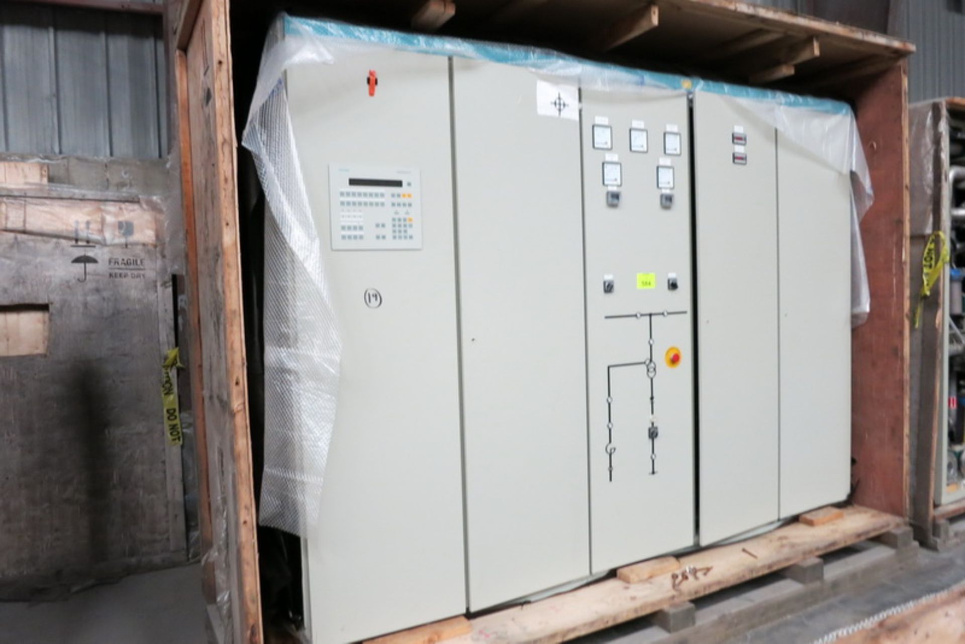 [Lot] Siemens MCC, for water cooling / filtering system, 480 VAC, 3 sections with Simadynd control