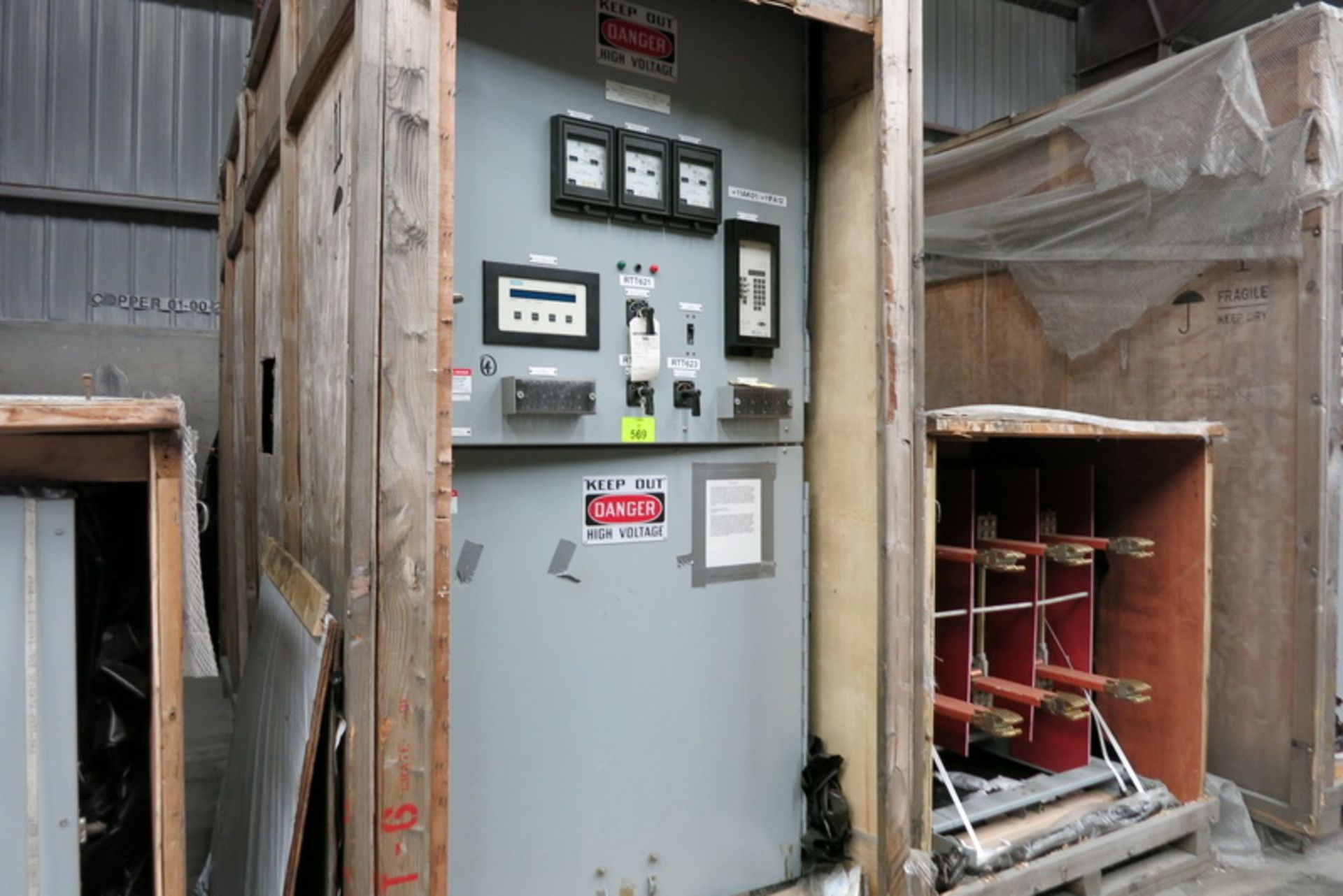 [Lot] Siemens swithgear, model MO# 02-1936-89592, 15 KV max. rating, BIL @ 95 KV, 60 Hz, 2000 A