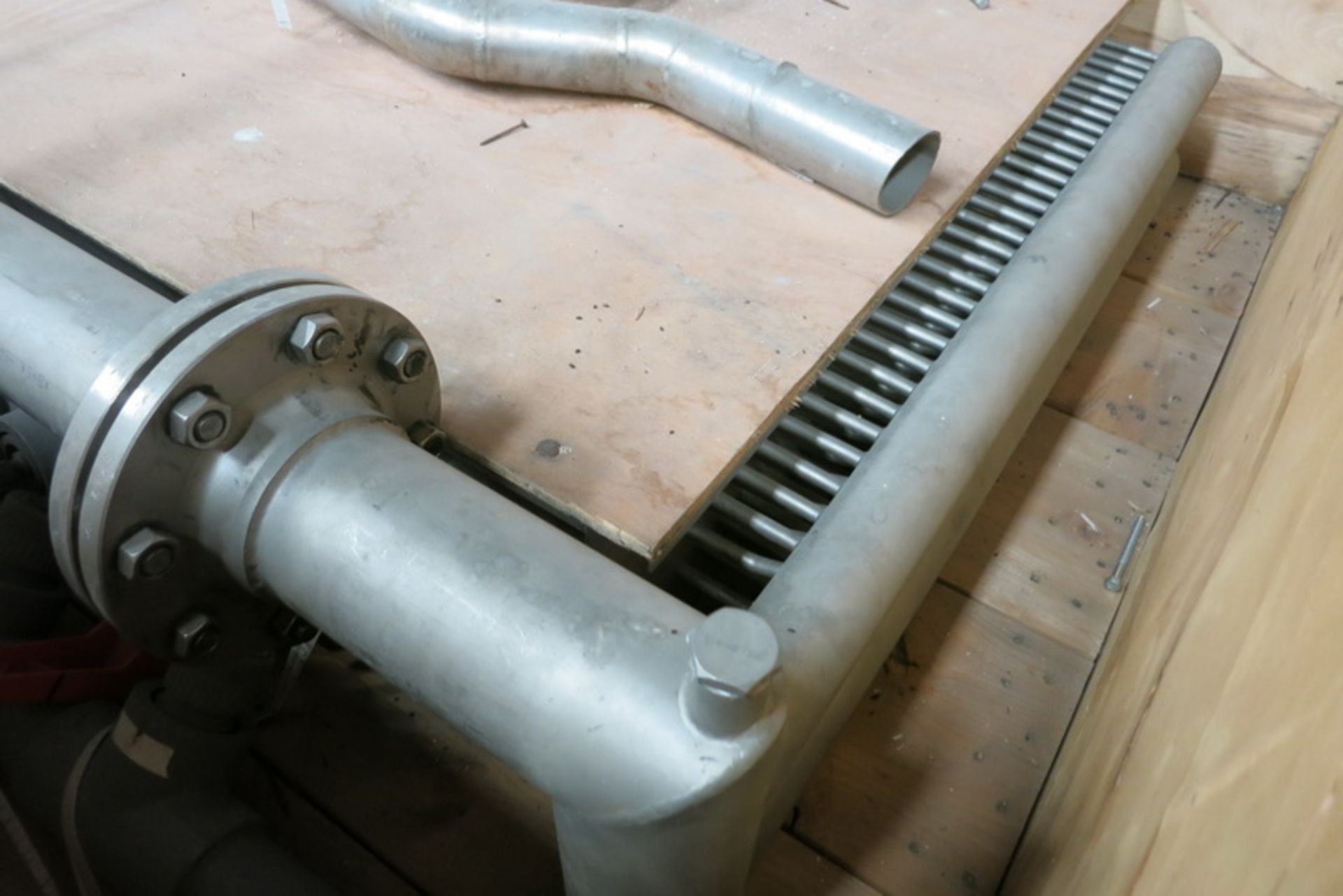 [Lot] Siemens stainless pipings / radiator, for water process cooling system, with 4' W x 14' L - Image 2 of 3