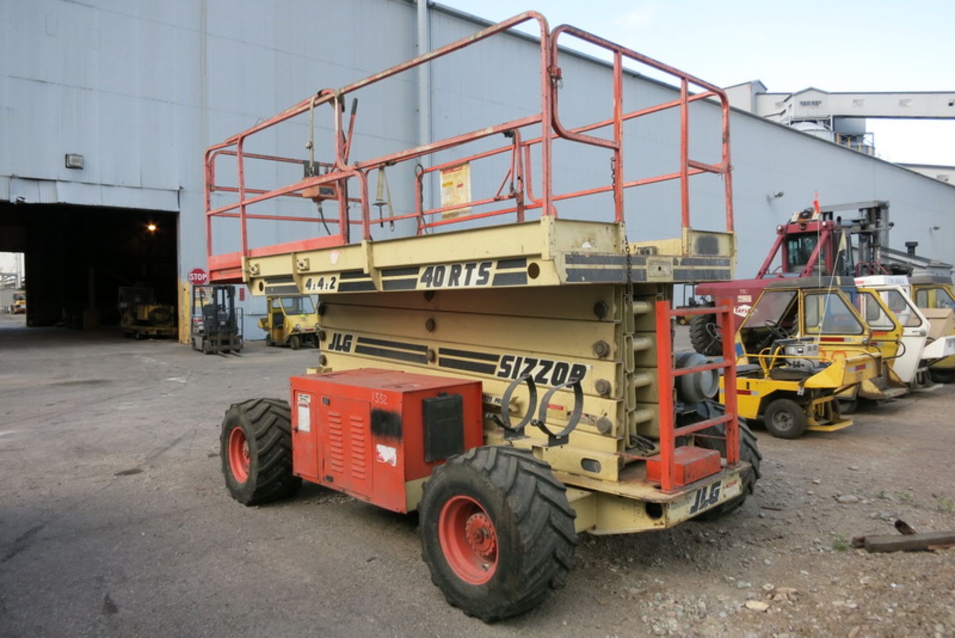 JLG platform man lift, model 4X4X2 4ORTS SIZZOR, s/n 20048298, 1000 lb. cap., 40' lift, gas / LP  [ - Image 2 of 2