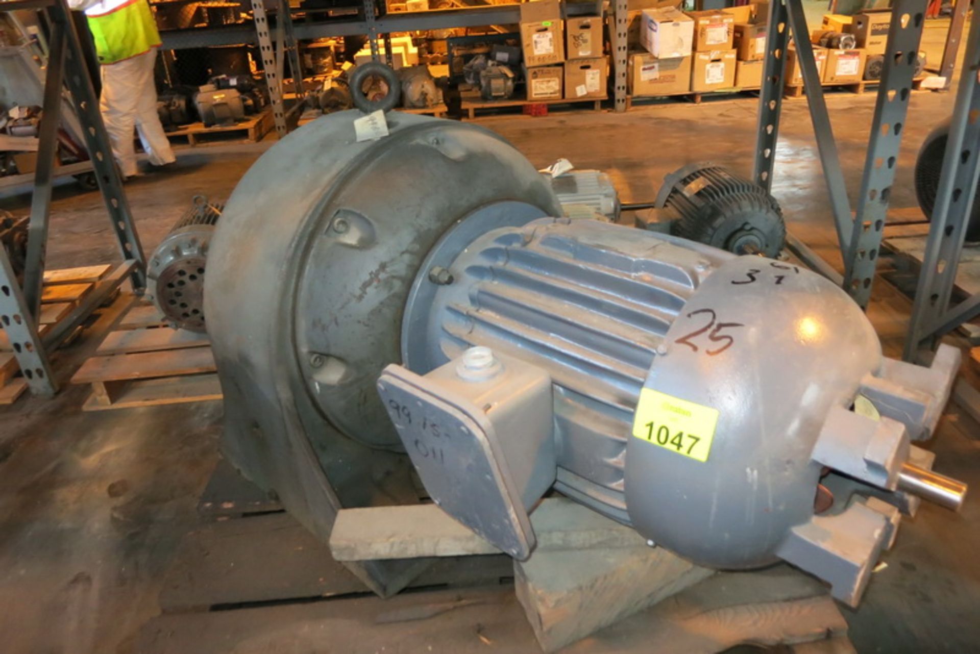 Elliott gear motor, ratio 36.5, output 20 RPM, 25 hp rating, frame 365-136-2 with 25 hp explosion