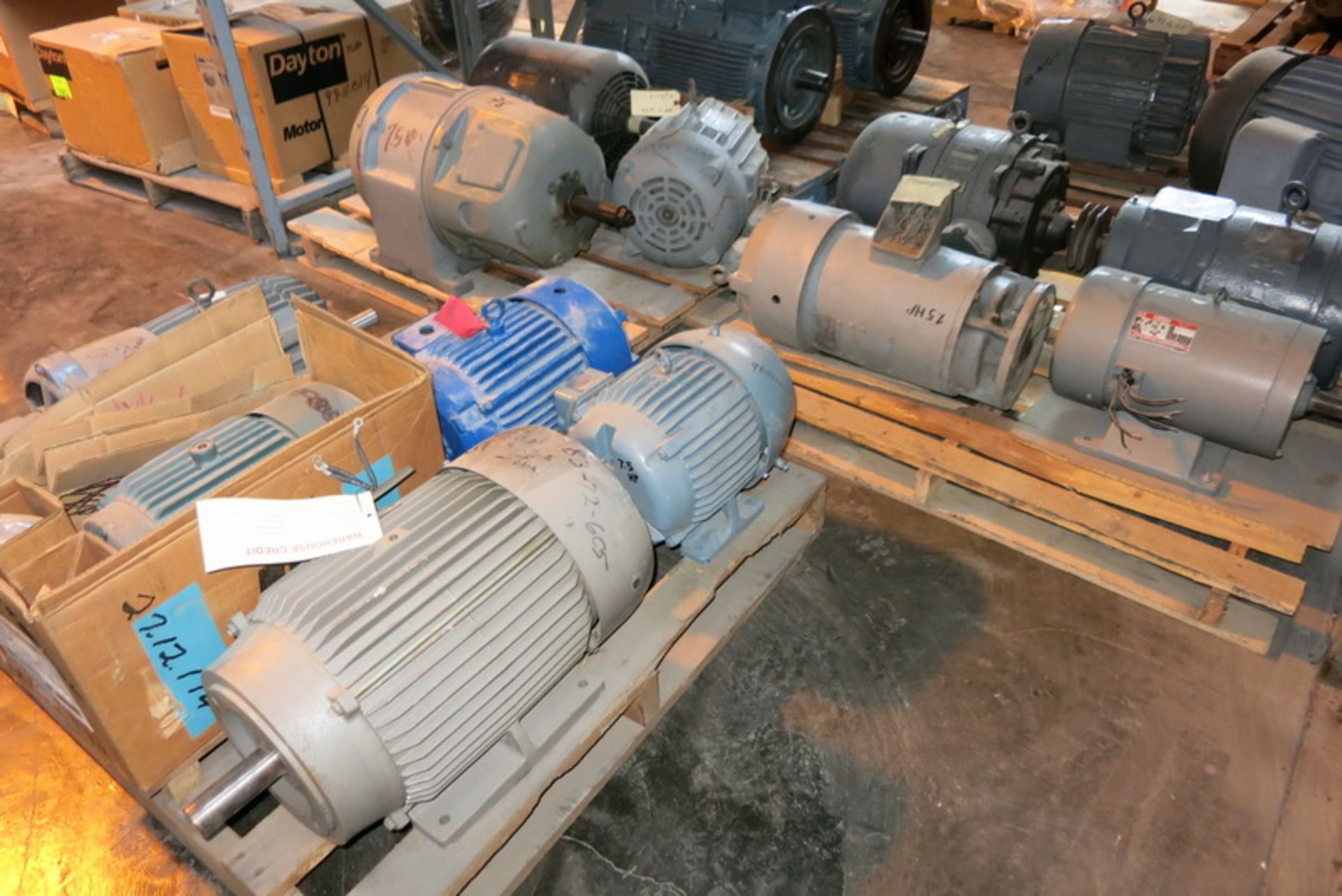 [Lot] Electric motors, 7.5 HP, 3 pallets - Image 4 of 4