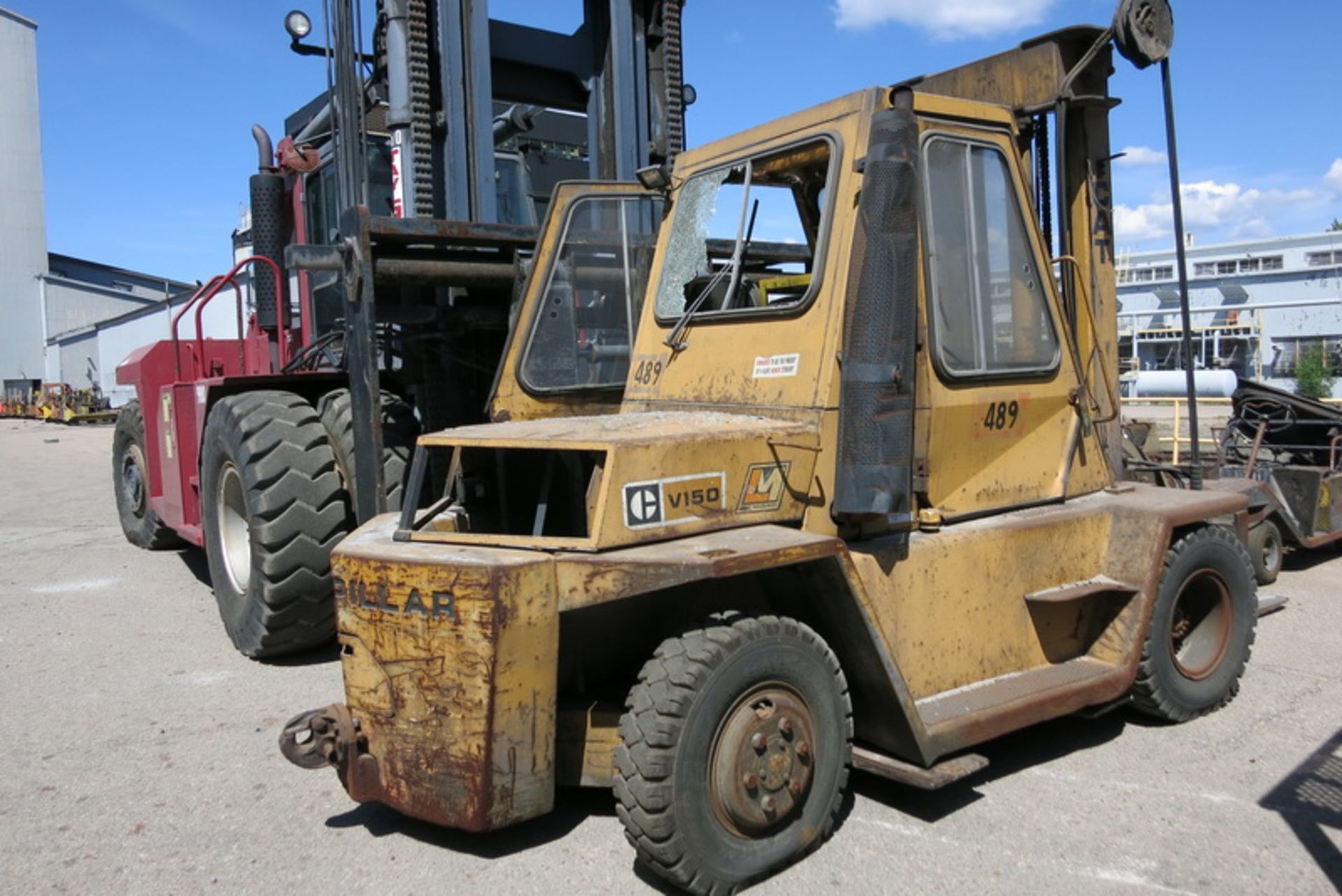 Caterpillar forklift, model V150, s/n 13V017330, 15,000 lb. cap., 2 stage mast with rotator, 218" - Image 2 of 2