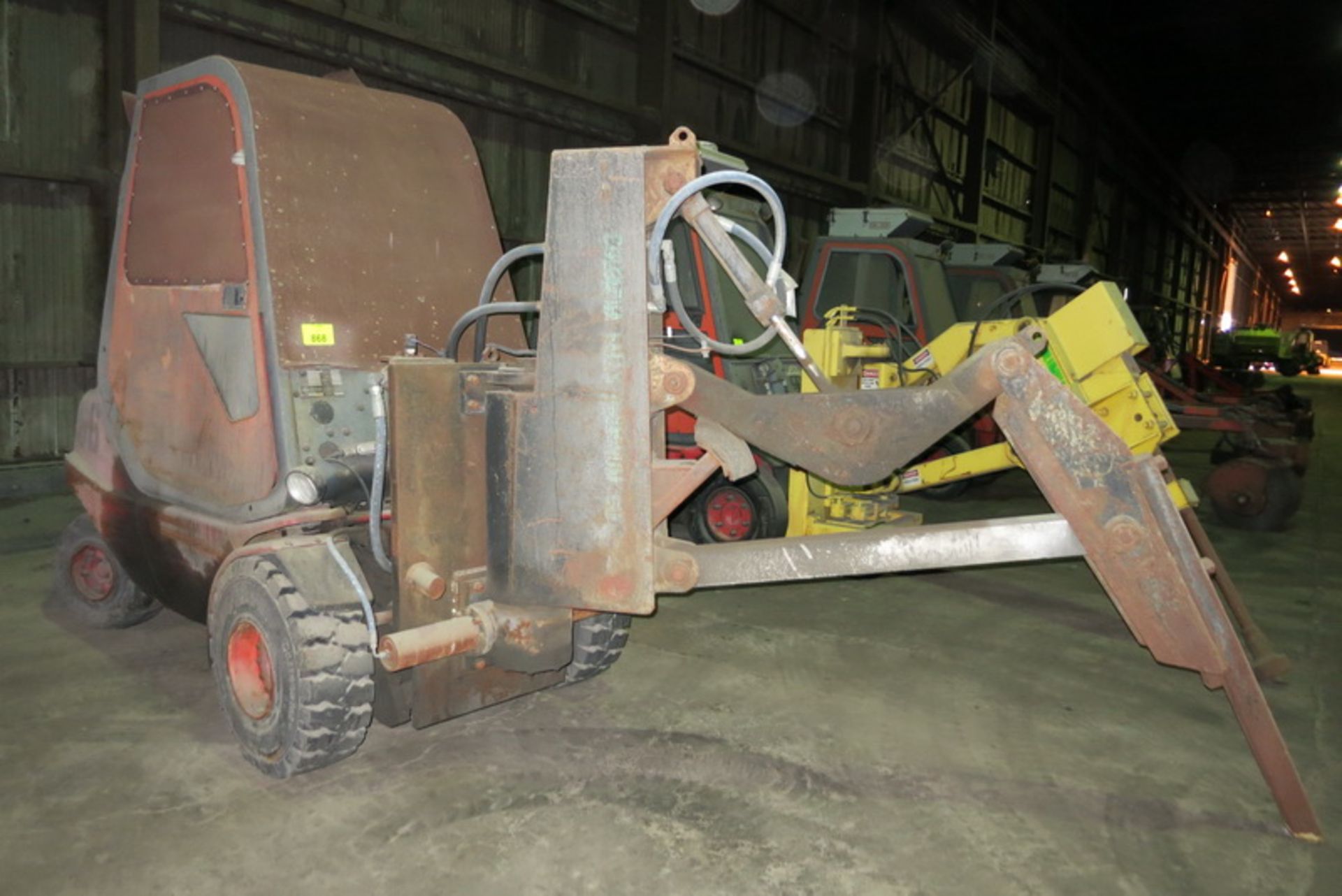 Linde ore trimmer, model H30D03, s/n 351J09050730, diesel, solid tire, hammer attachment  [