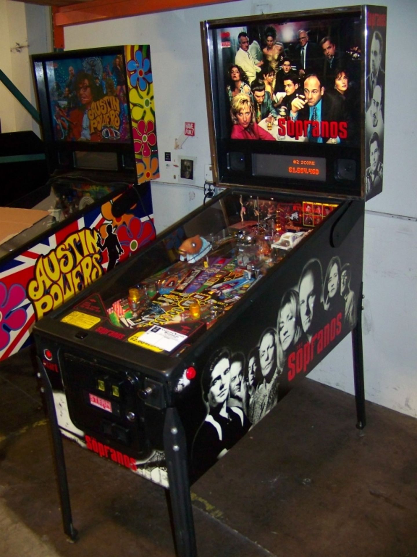 THE SOPRANOS PINBALL MACHINE STERN INC - Image 9 of 26