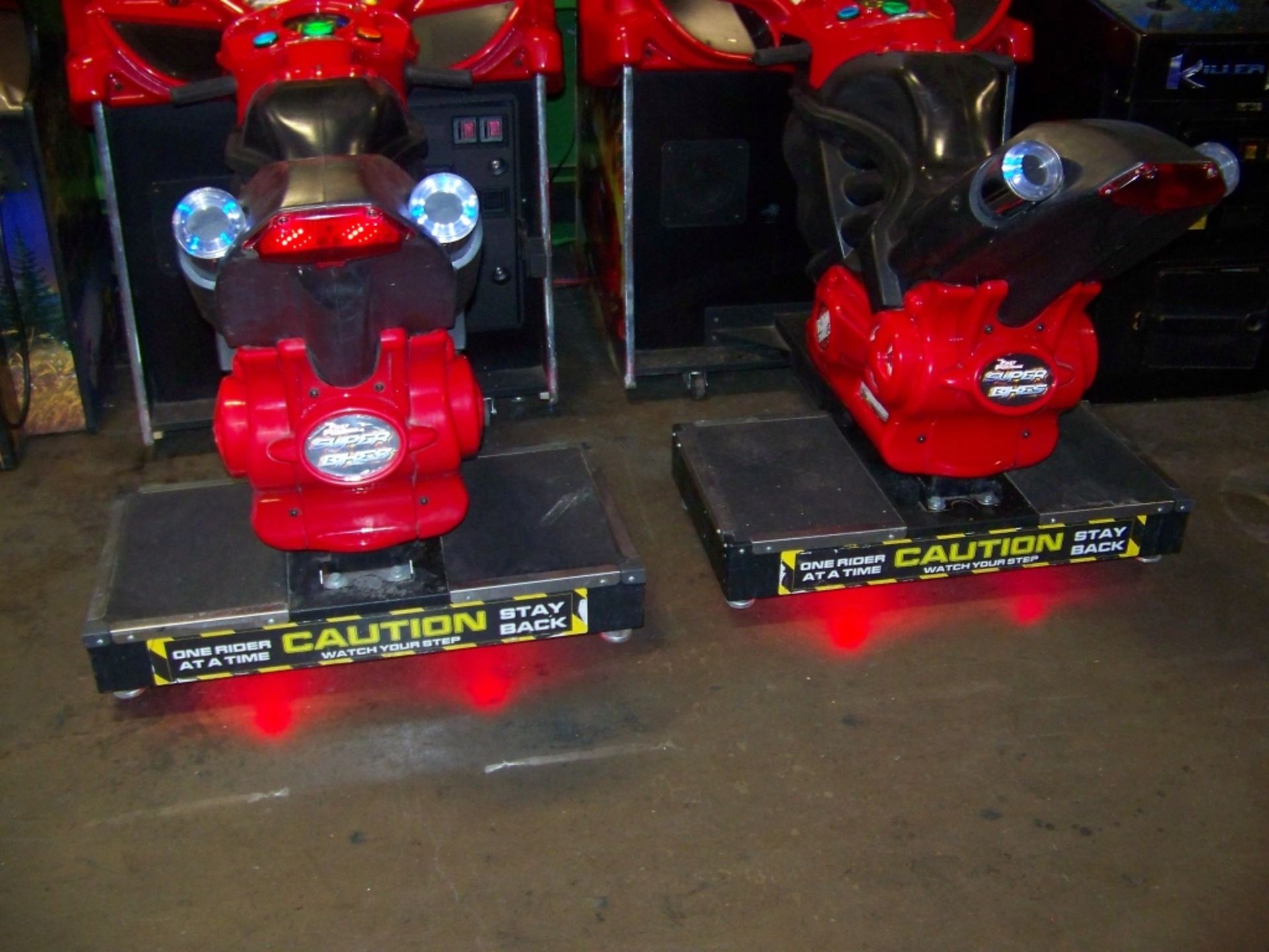 FAST AND FURIOUS SUPER BIKES ARCADE - Image 3 of 7