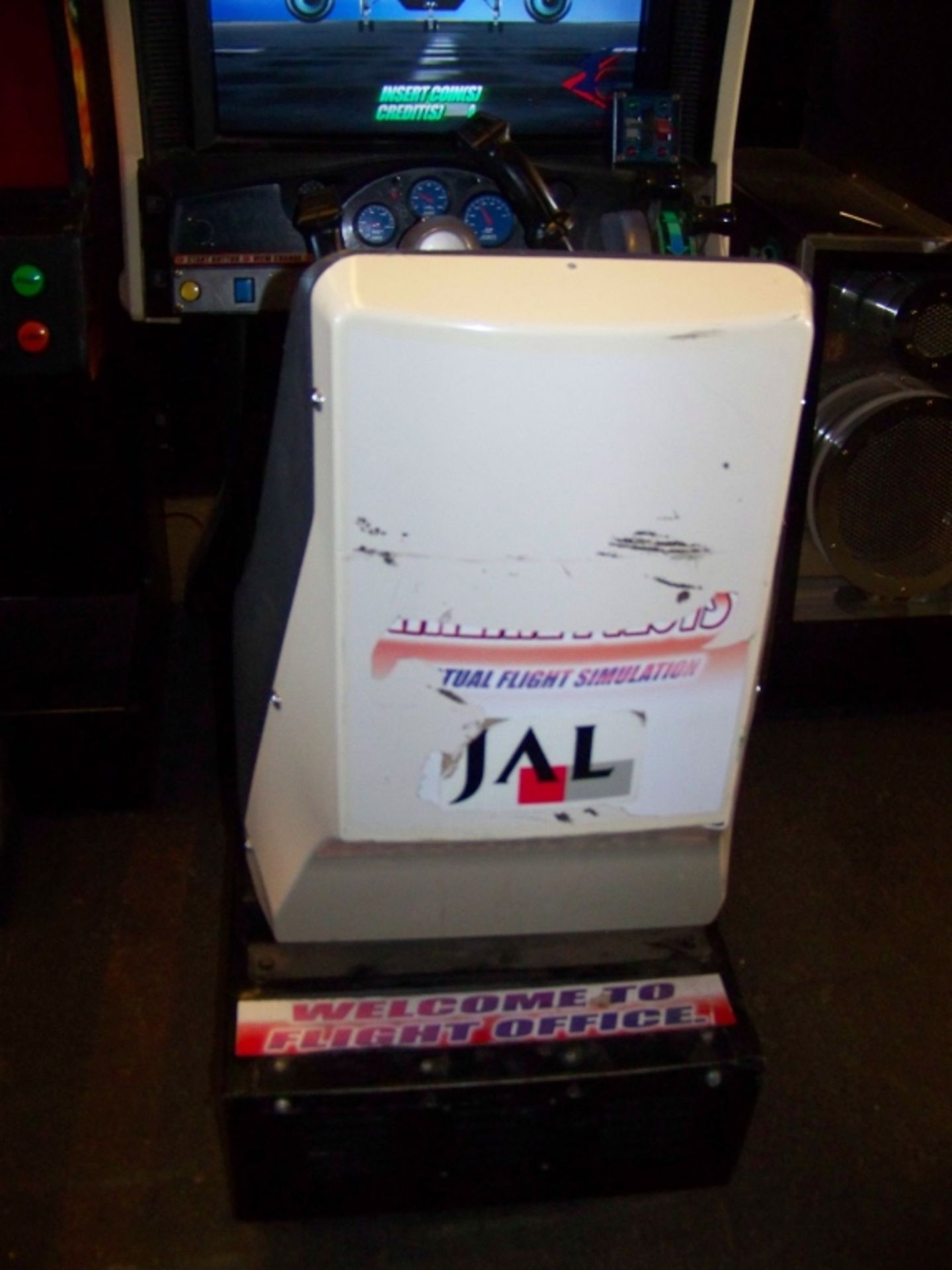 AIRLINE PILOTS FLIGHT SIMULATOR ARCADE GAME SEGA - Image 4 of 4