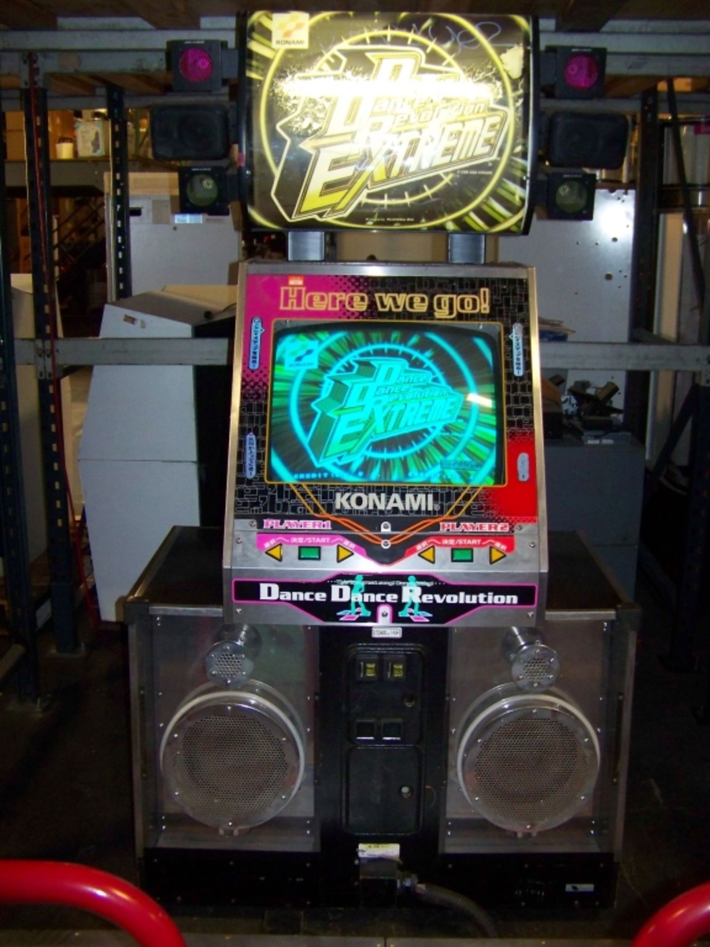 DDR 8TH MIX EXTREME 2 PLAYER KONAMI DANCE ARCADE