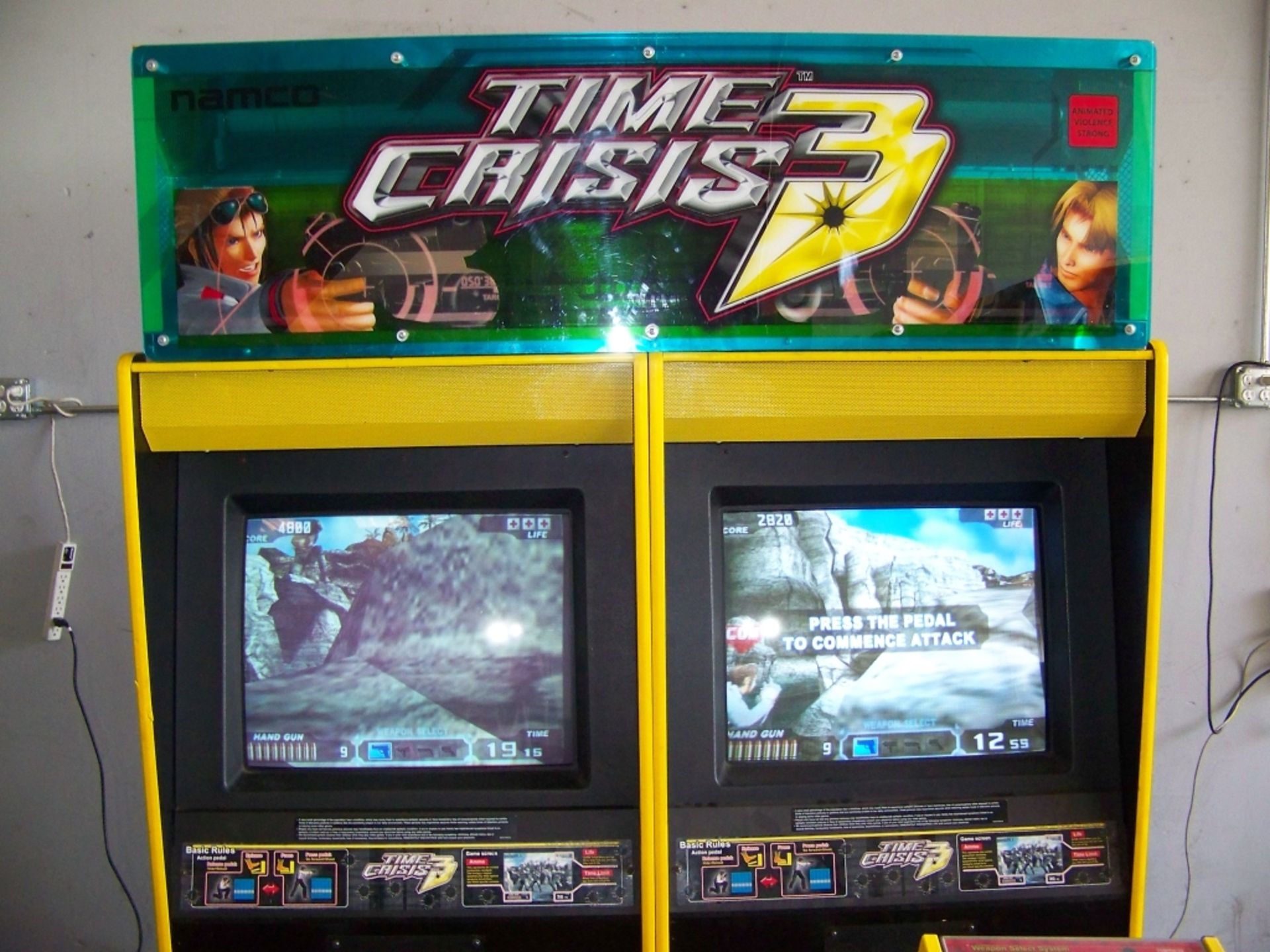 TIME CRISIS 3 TWIN SHOOTER ARCADE GAME NAMCO - Image 3 of 8