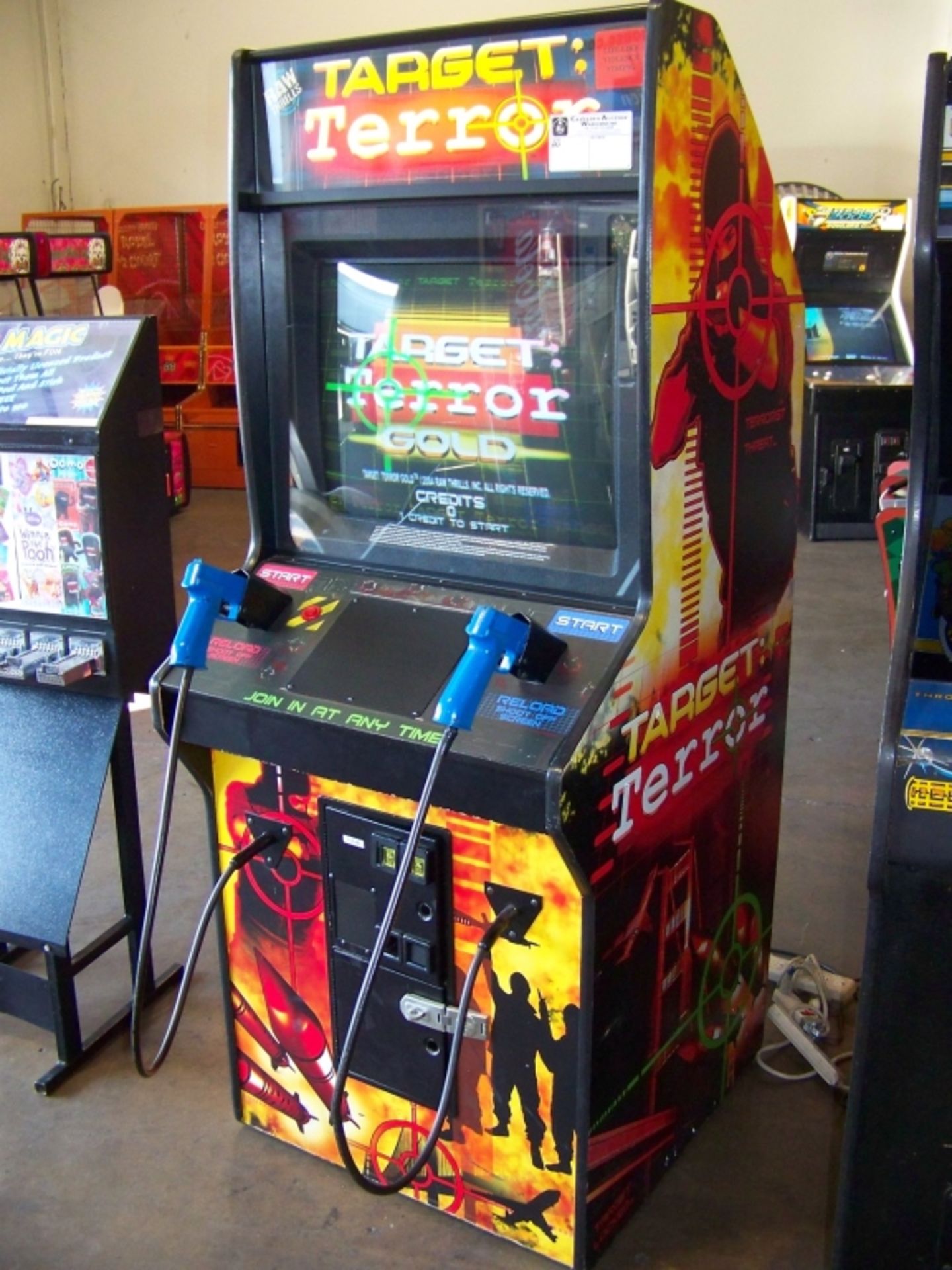 TARGET TERROR GOLD SHOOTER ARCADE GAME DEDICATED