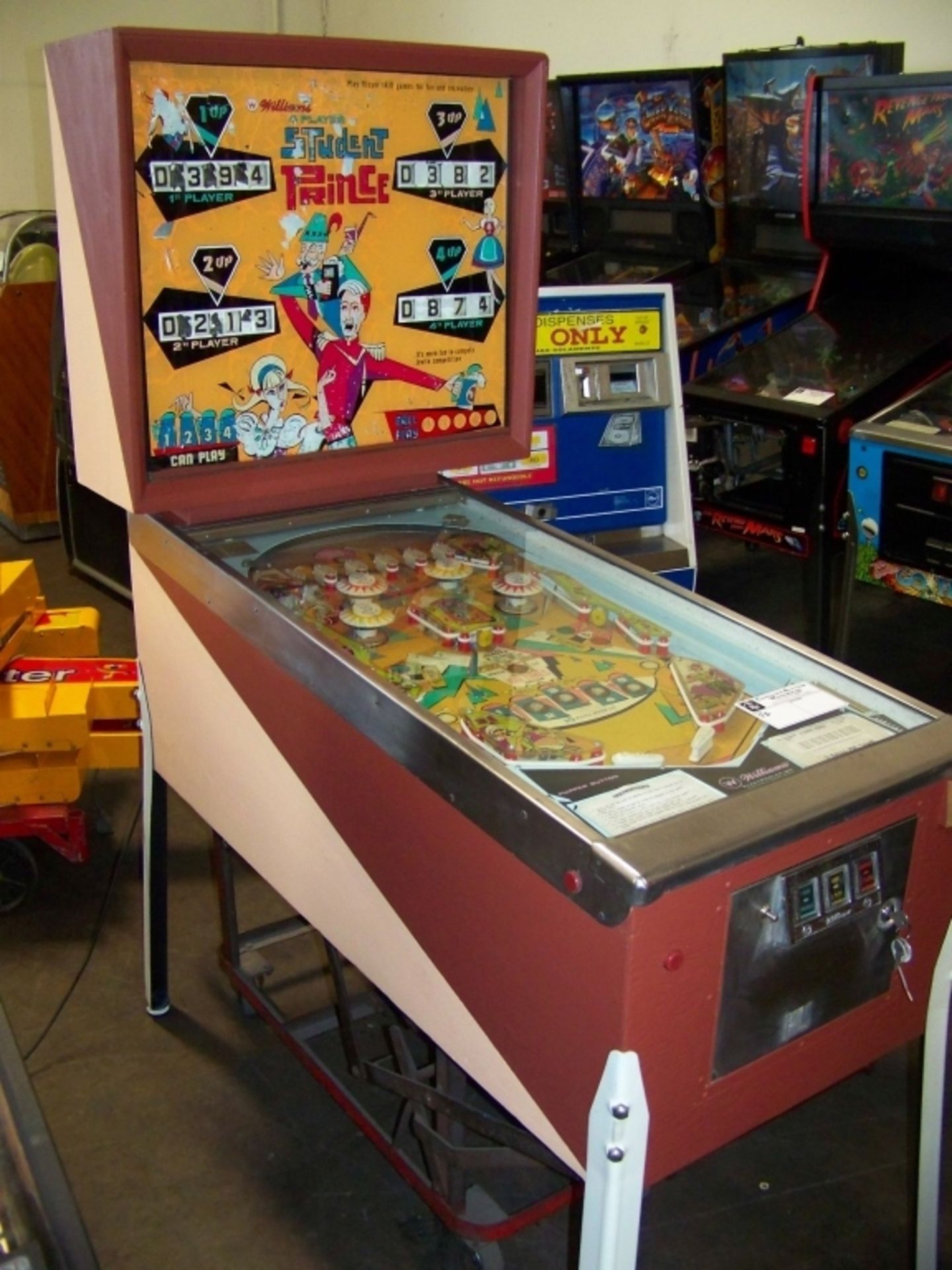 STUDENT PRINCE PINBALL MACHINE WILLIAMS E.M.