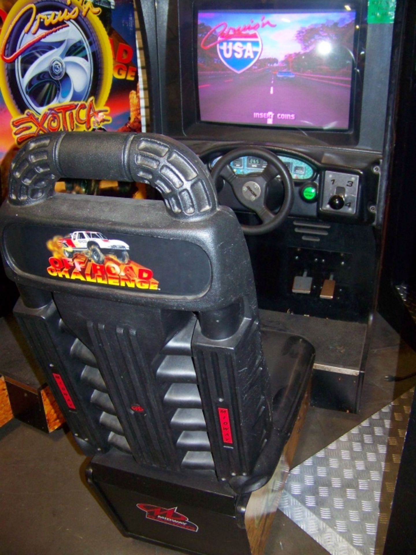 CRUISIN USA SITDOWN DRIVER ARCADE GAME - Image 2 of 3