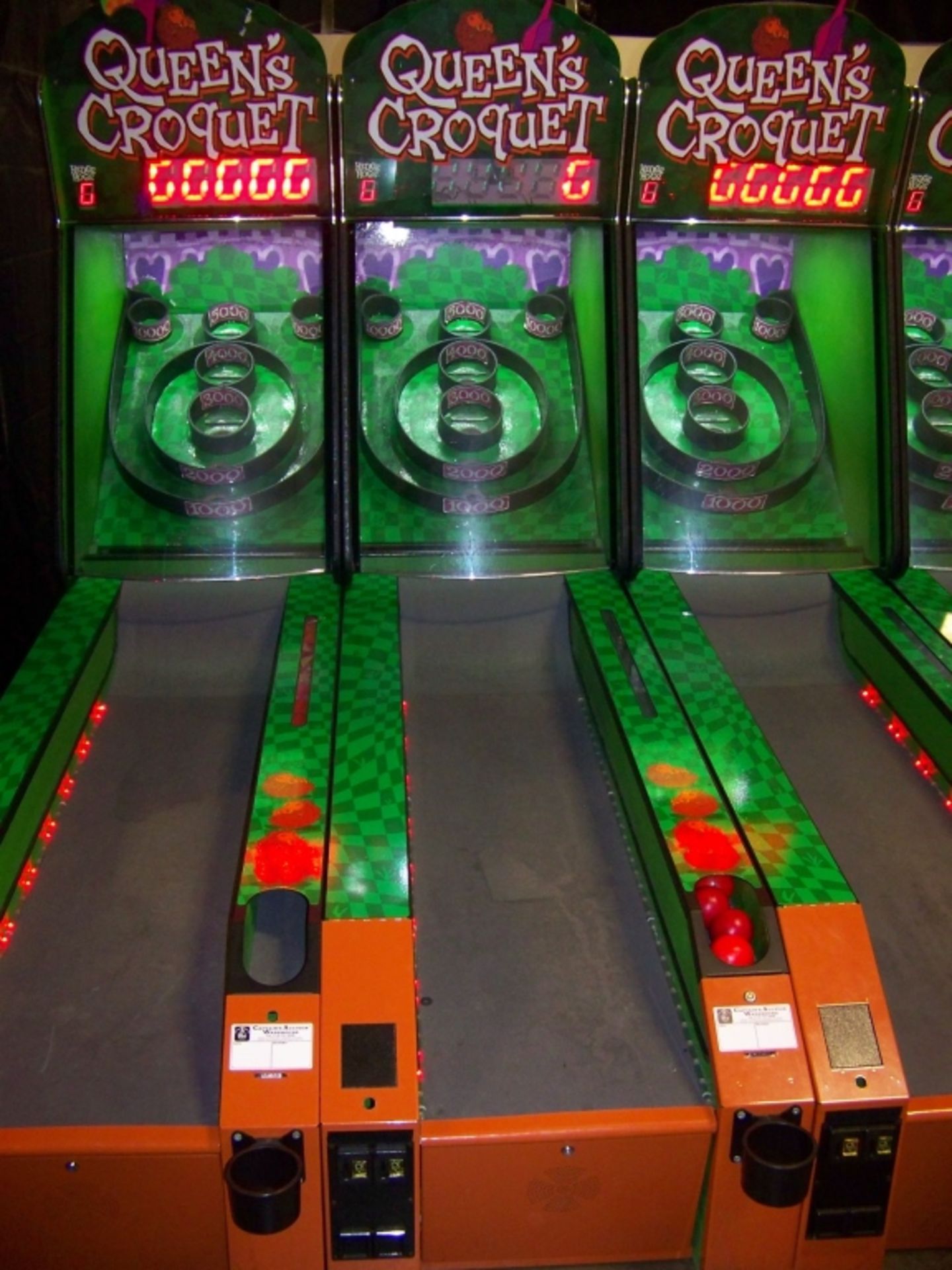 QUEENS CROQUET FIREBALL FURY SKEEBALL BAYTEK - Image 5 of 6