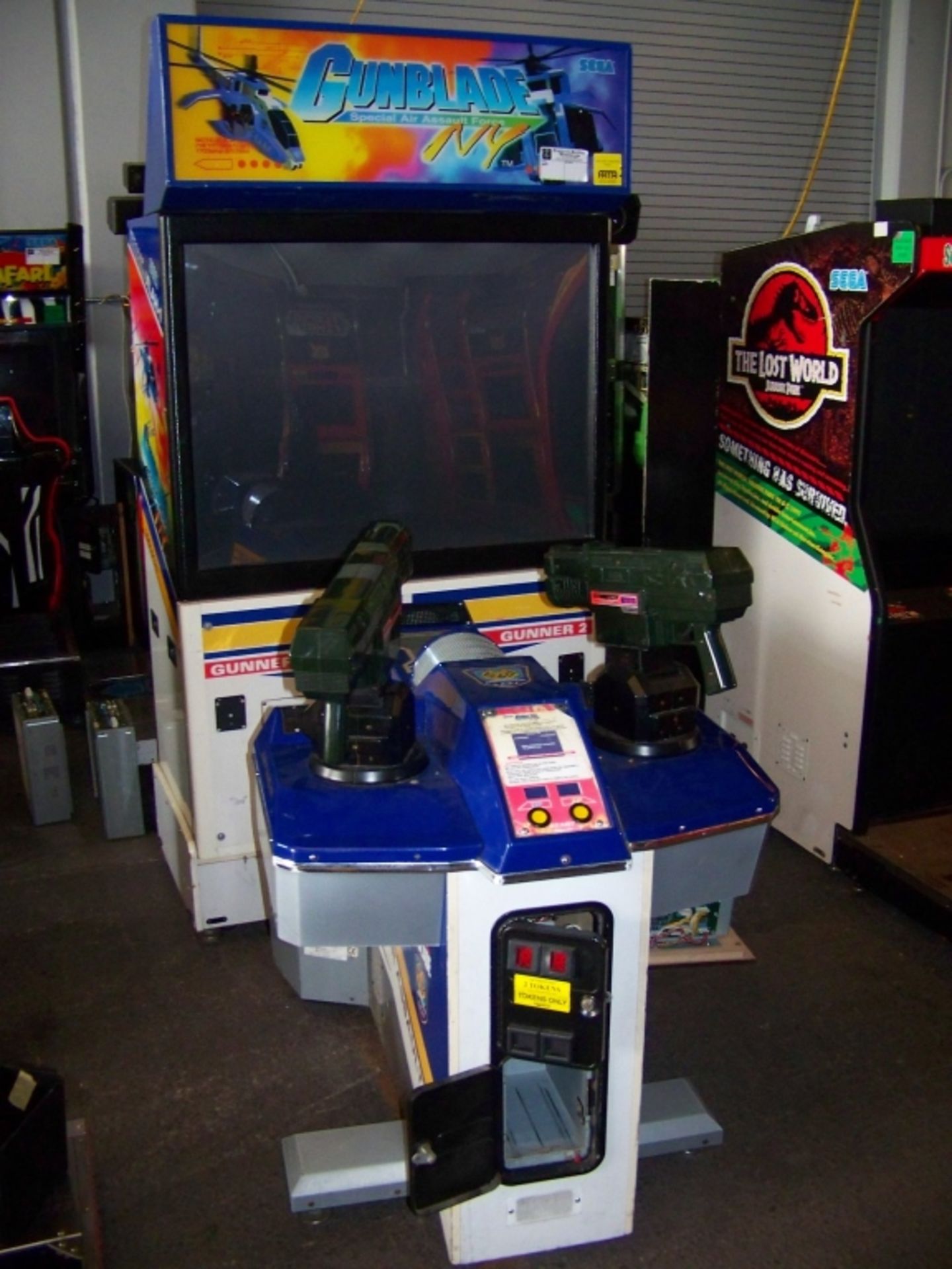 GUNBLADE NY 50" DELUXE ARCADE GAME SEGA