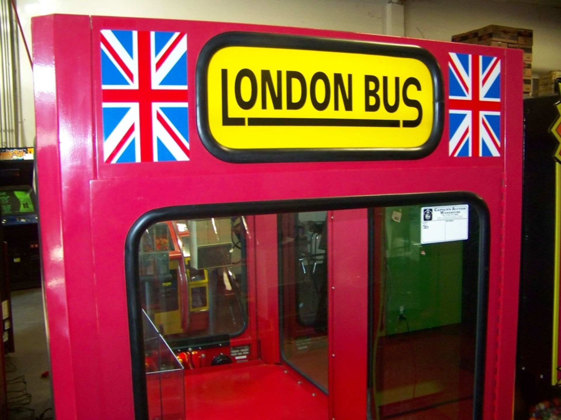 LONDON PLUSH BUS ICE CLAW CRANE MACHINE - Image 3 of 4