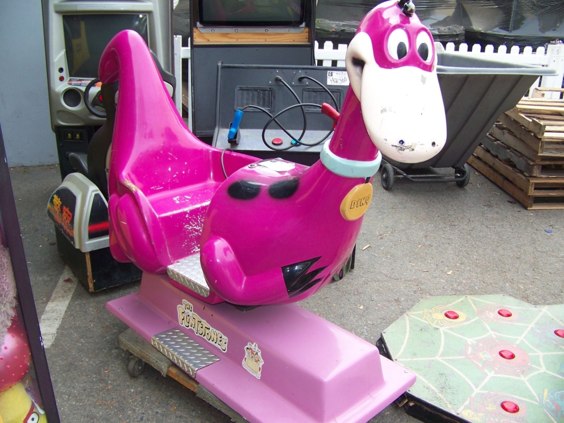 DINO FLINSTONES KIDDIE RIDE COIN OP