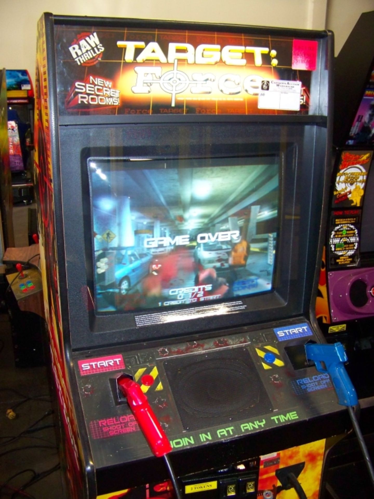 TARGET TERROR SHOOTER ARCADE GAME - Image 3 of 5