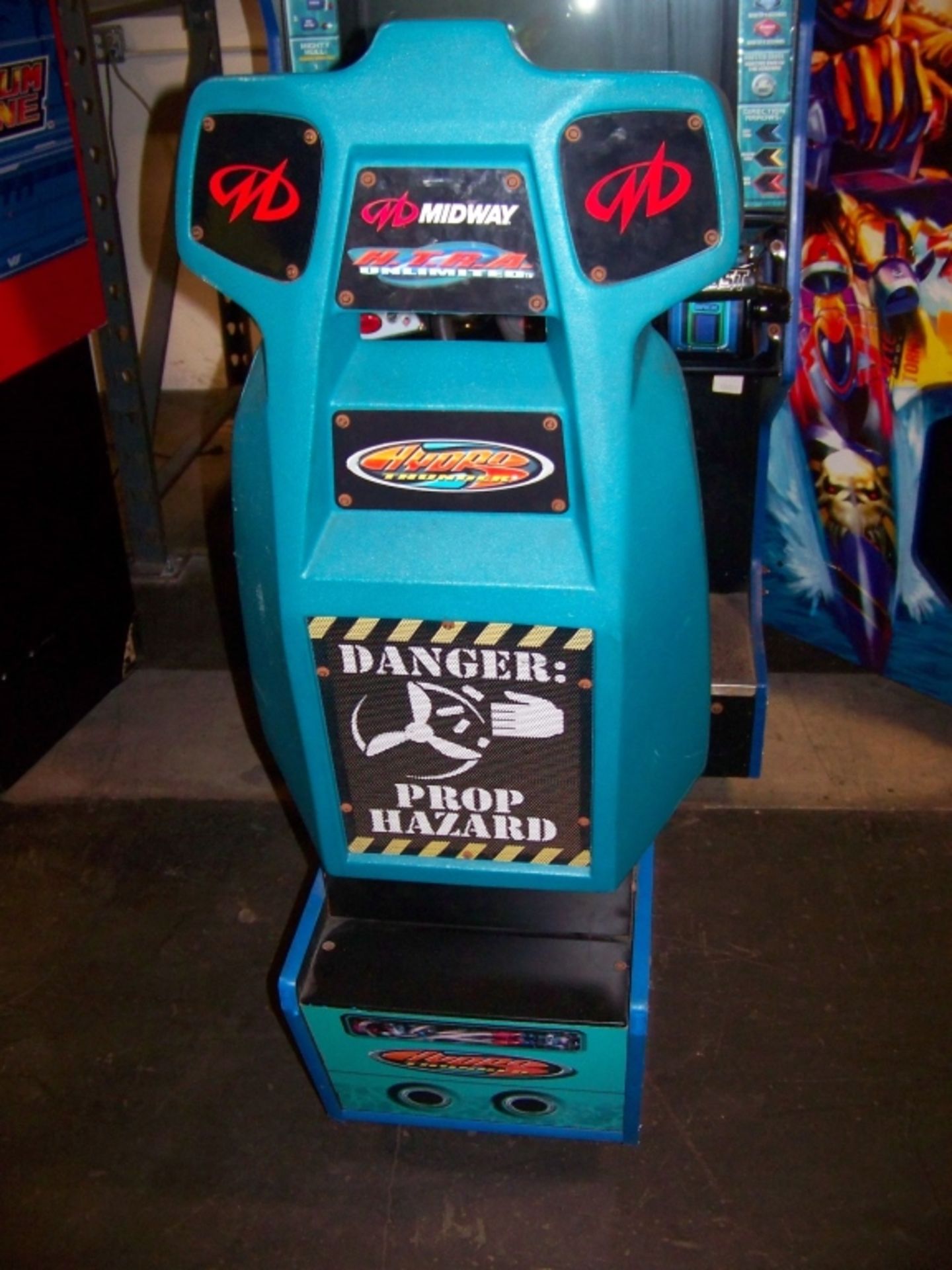 HYDRO THUNDER BOAT RACING ARCADE GAME MIDWAY - Image 2 of 3