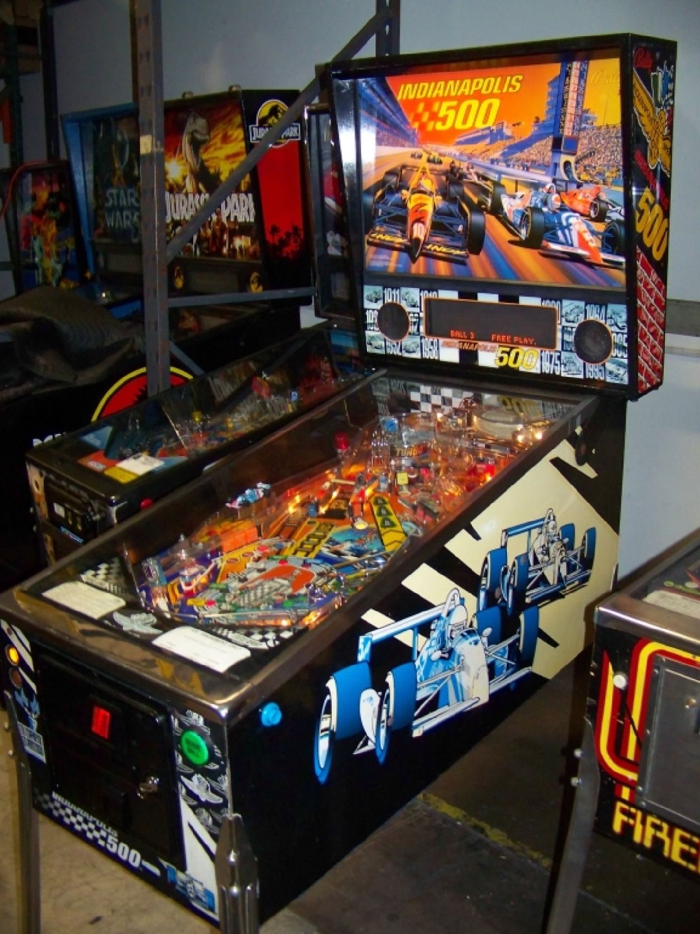 INDIANAPOLIS 500 PINBALL MACHINE BALLY - Image 8 of 8