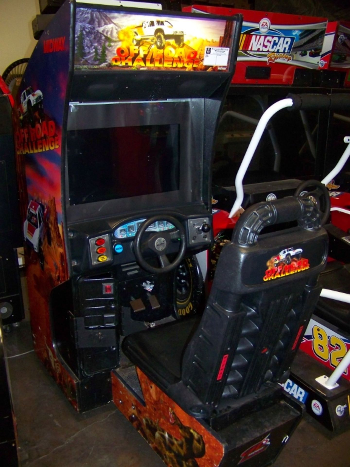 OFFROAD CHALLENGE DRIVER ARCADE GAME LCD - Image 2 of 4