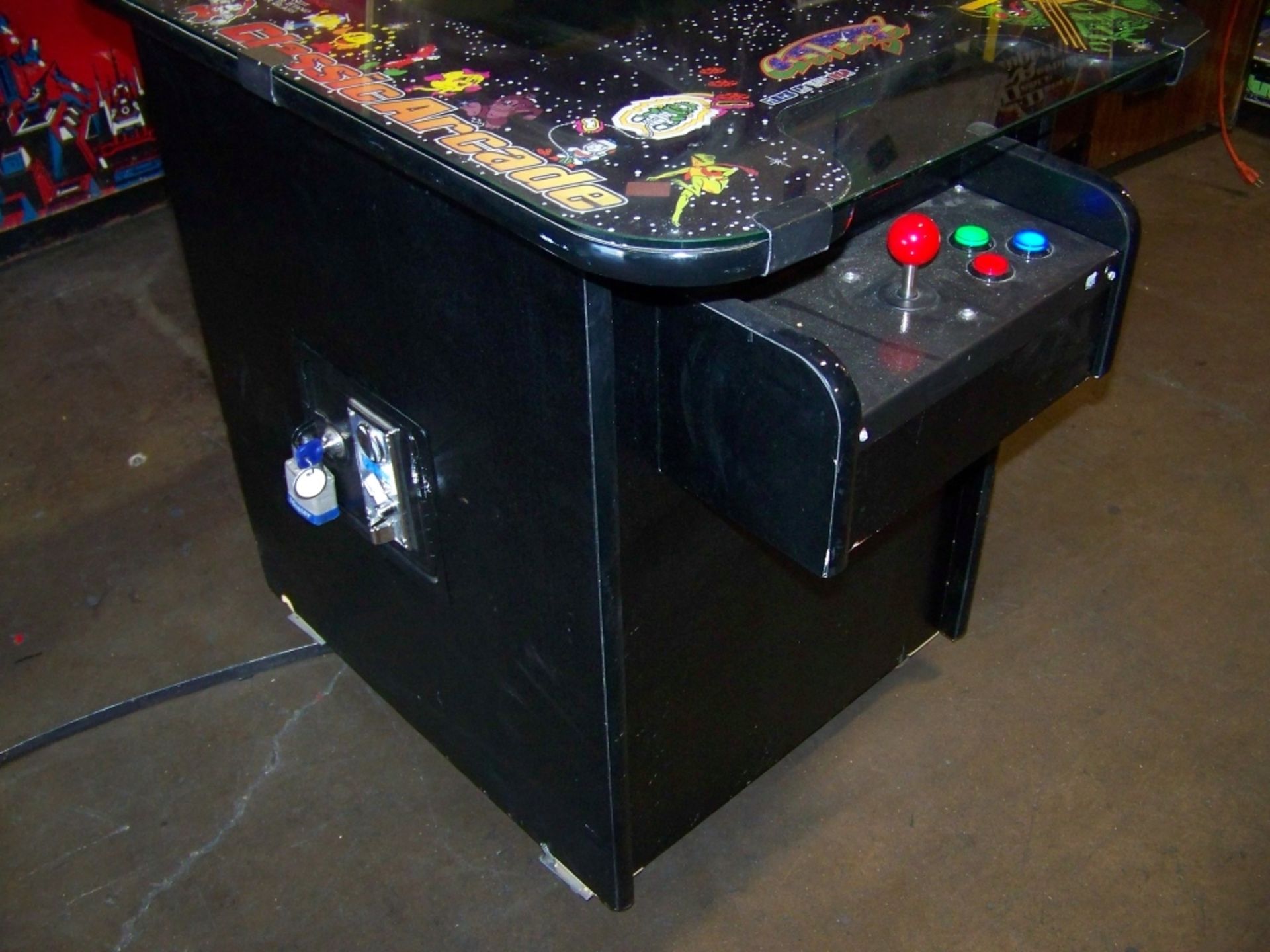 412 IN 1 ARCADE GAME COCKTAIL TABLE - Image 5 of 5