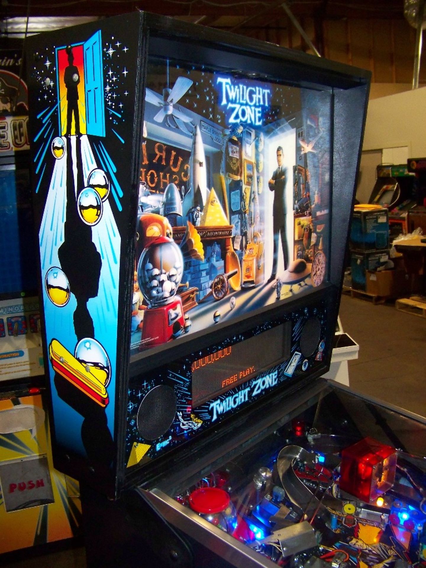 TWILIGHT ZONE PINBALL MACHINE RESTORED L@@K! - Image 5 of 19