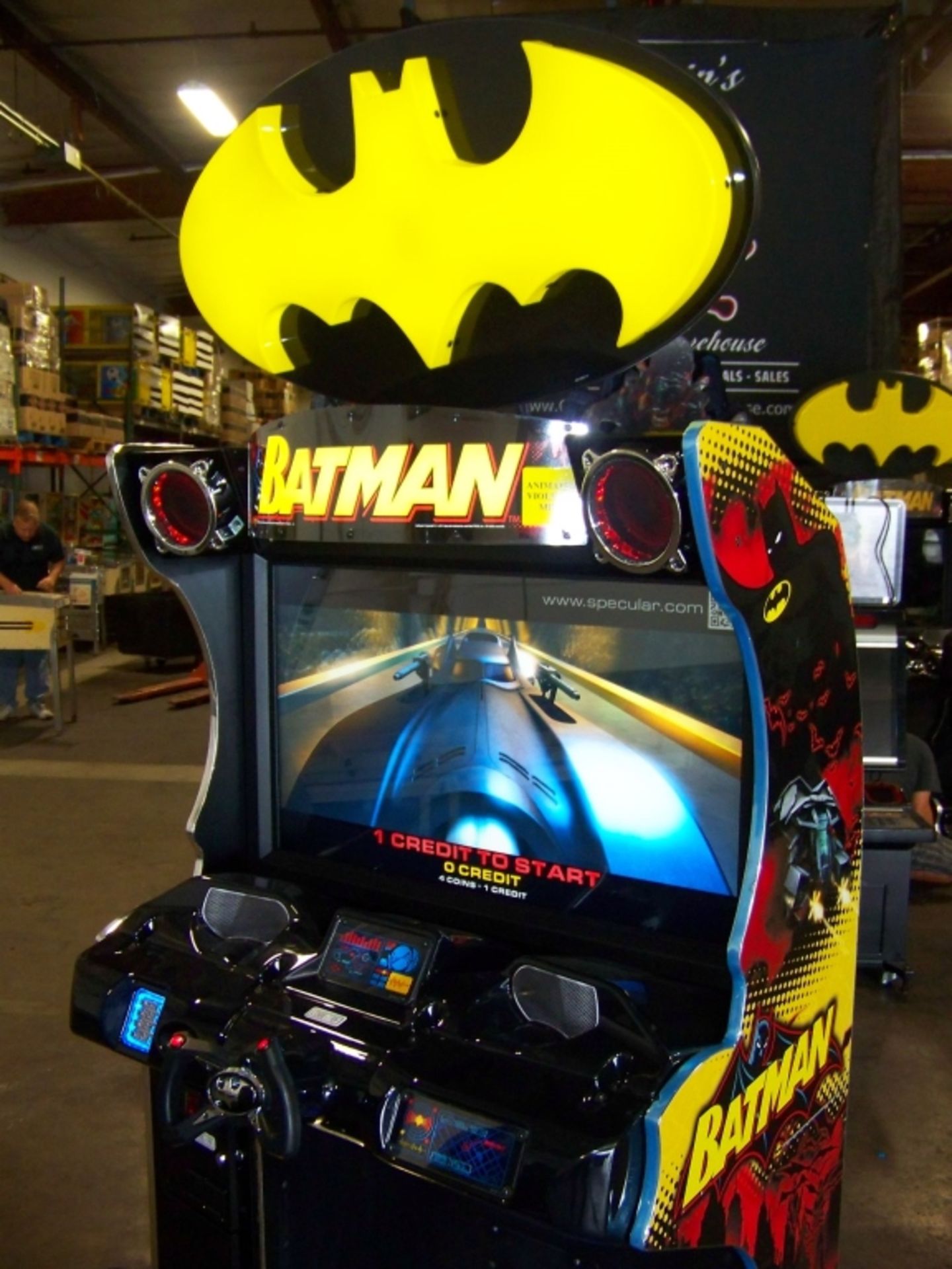 BATMAN SITDOWN DRIVER ARCADE GAME RAW THRILLS - Image 6 of 11