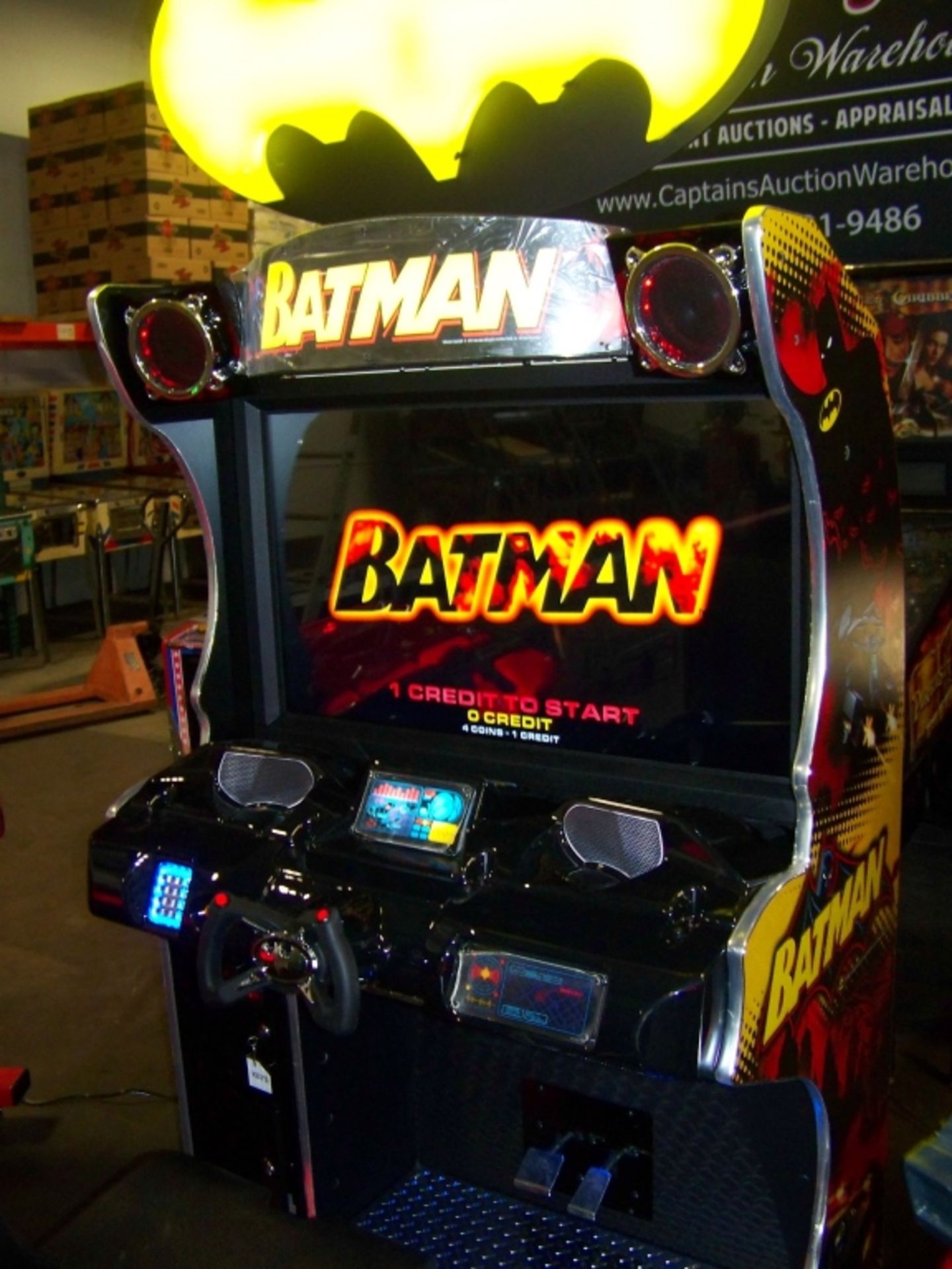 BATMAN SITDOWN ARCADE GAME BRAND NEW! RAW THRILLS - Image 2 of 5