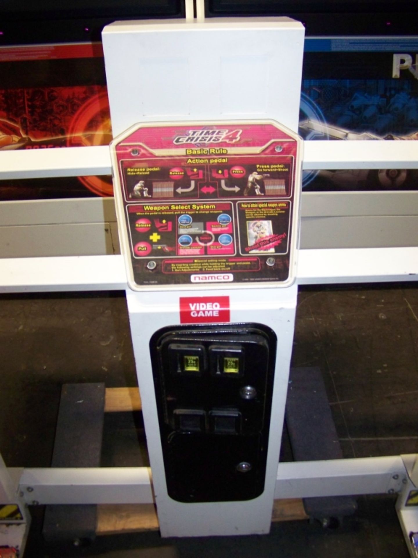 TIME CRISIS 4 TWIN 50" DELUXE SHOOTER ARCADE NAMCO - Image 9 of 9