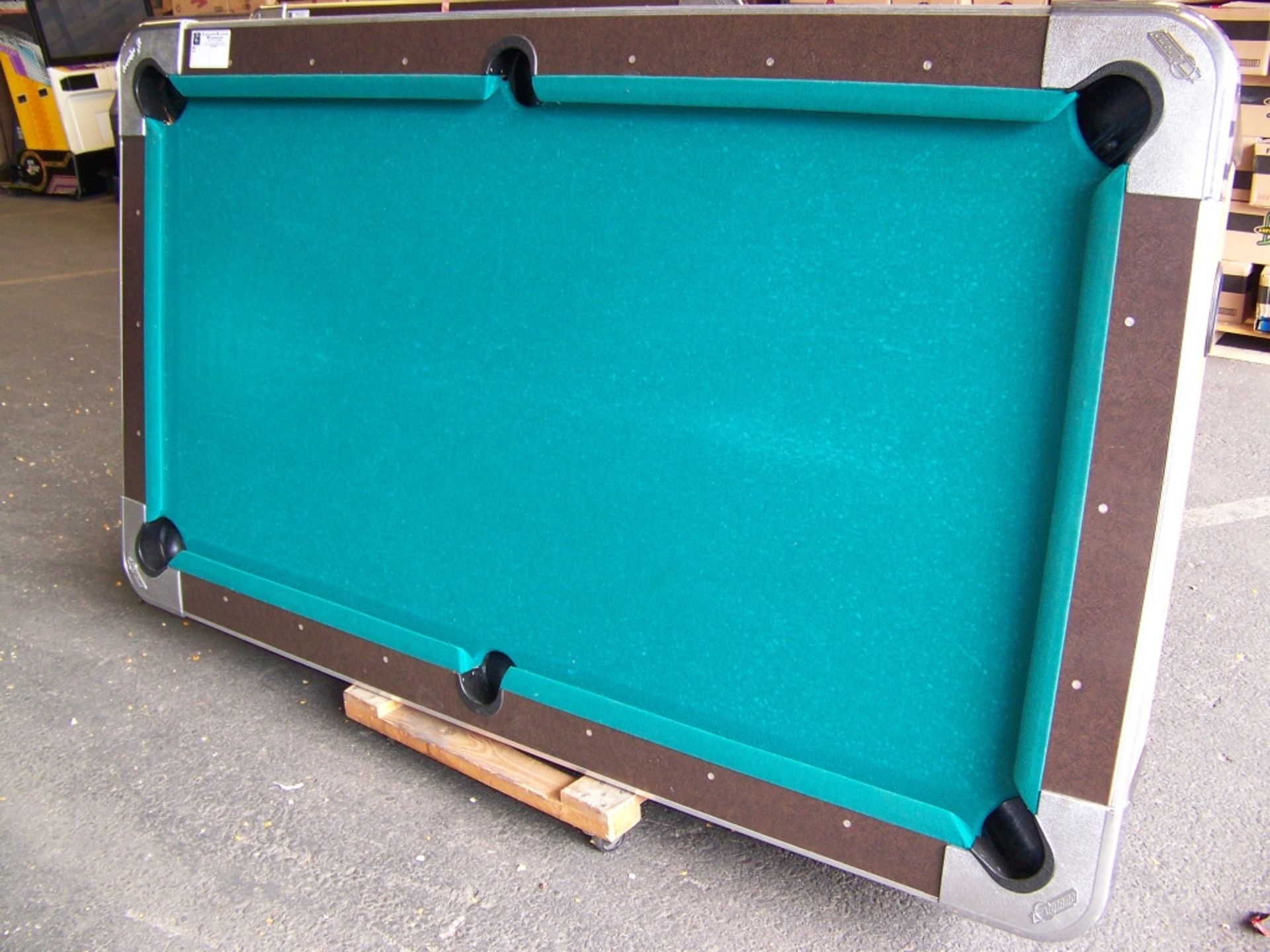 POOL TABLE 7' DYNAMO BLONDE SLATE COIN OP - Image 2 of 4